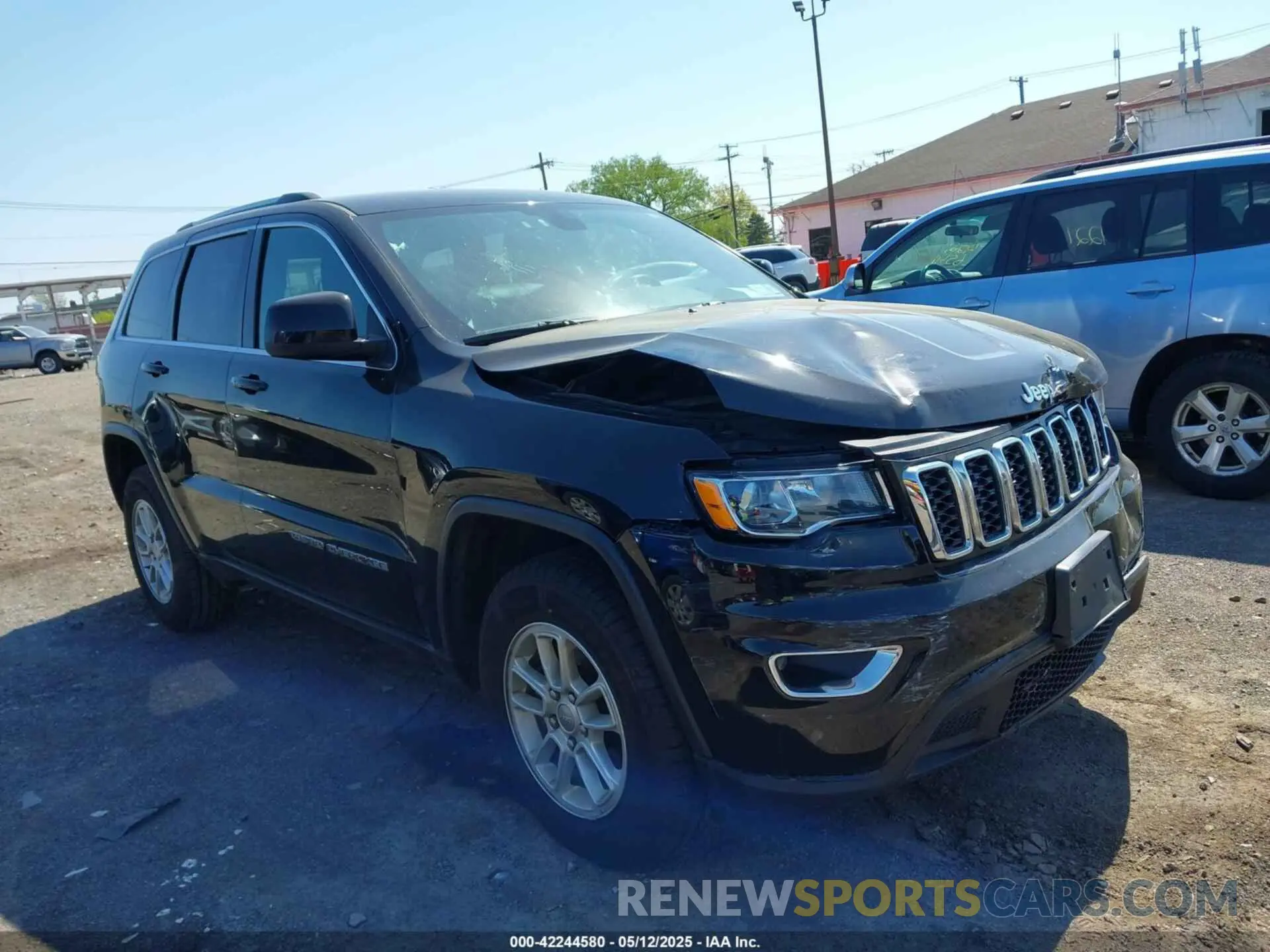 1 Photograph of a damaged car 1C4RJFAG1LC266942 JEEP GRAND CHEROKEE 2020