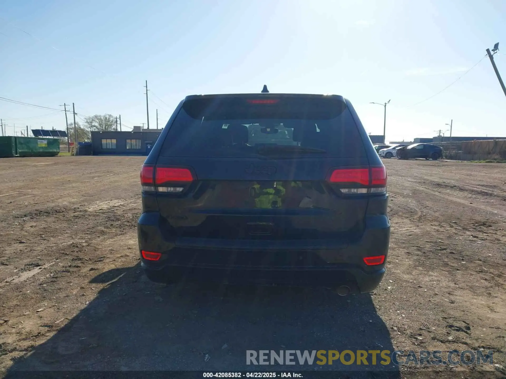 16 Photograph of a damaged car 1C4RJFAG1LC273020 JEEP GRAND CHEROKEE 2020