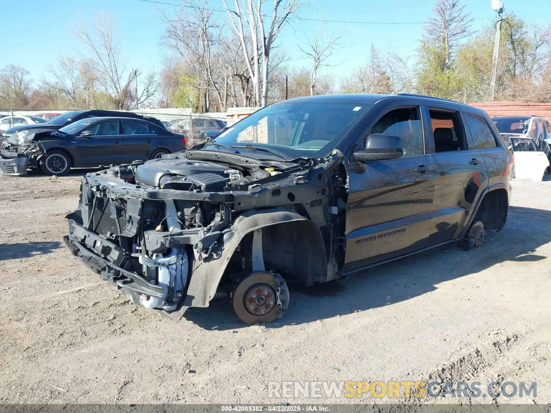 2 Photograph of a damaged car 1C4RJFAG1LC273020 JEEP GRAND CHEROKEE 2020