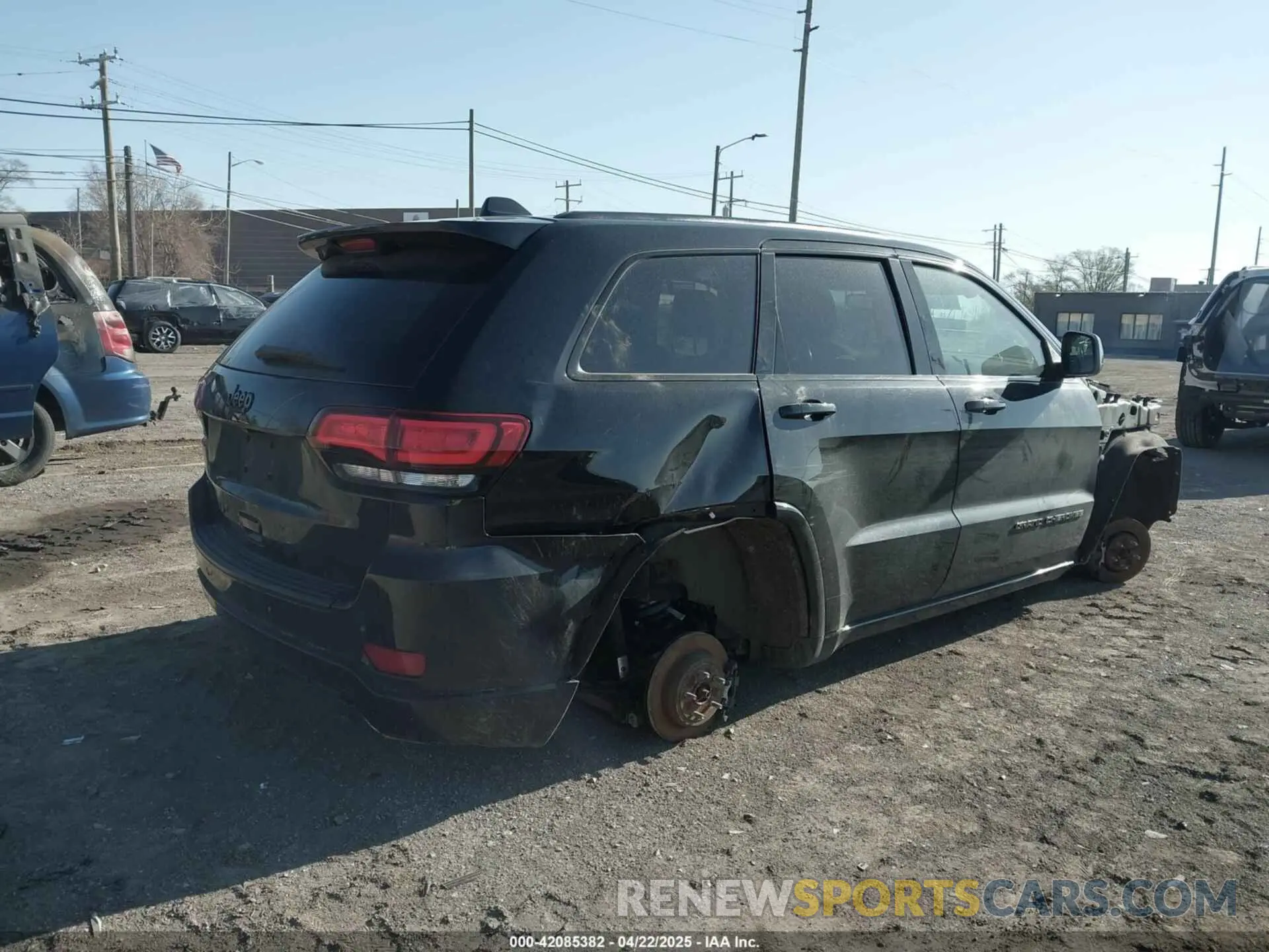 4 Photograph of a damaged car 1C4RJFAG1LC273020 JEEP GRAND CHEROKEE 2020
