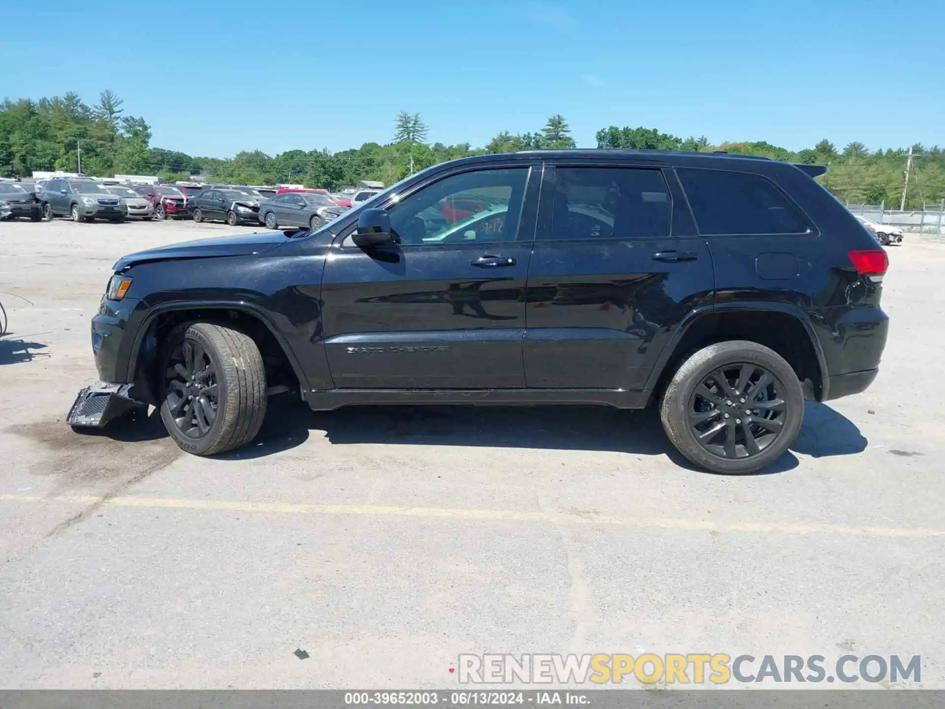 14 Photograph of a damaged car 1C4RJFAG1LC445191 JEEP GRAND CHEROKEE 2020