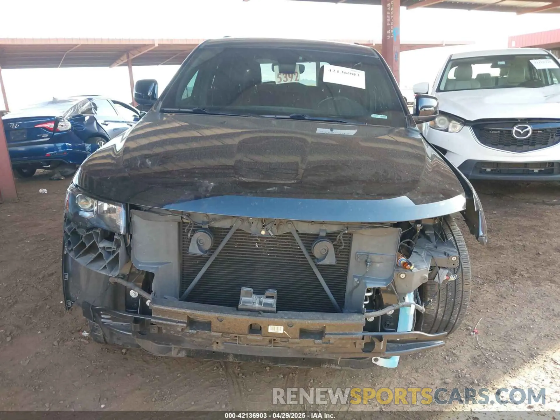 13 Photograph of a damaged car 1C4RJFAG2LC275066 JEEP GRAND CHEROKEE 2020