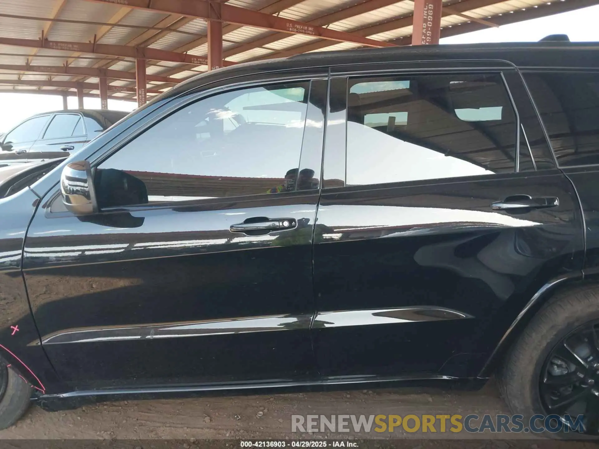 15 Photograph of a damaged car 1C4RJFAG2LC275066 JEEP GRAND CHEROKEE 2020