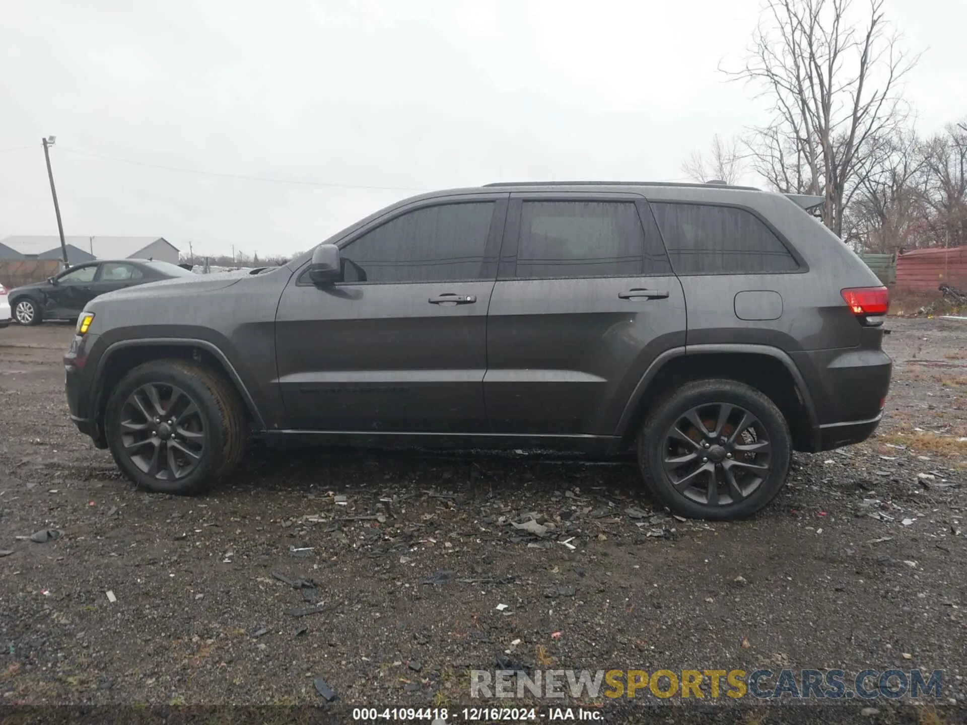 14 Photograph of a damaged car 1C4RJFAG4LC267681 JEEP GRAND CHEROKEE 2020
