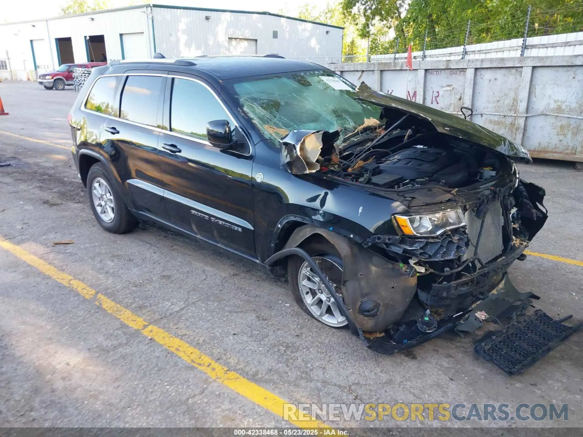 1 Photograph of a damaged car 1C4RJFAG4LC292533 JEEP GRAND CHEROKEE 2020
