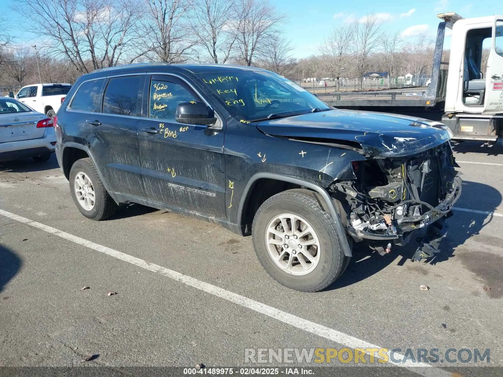 1 Photograph of a damaged car 1C4RJFAG5LC266961 JEEP GRAND CHEROKEE 2020