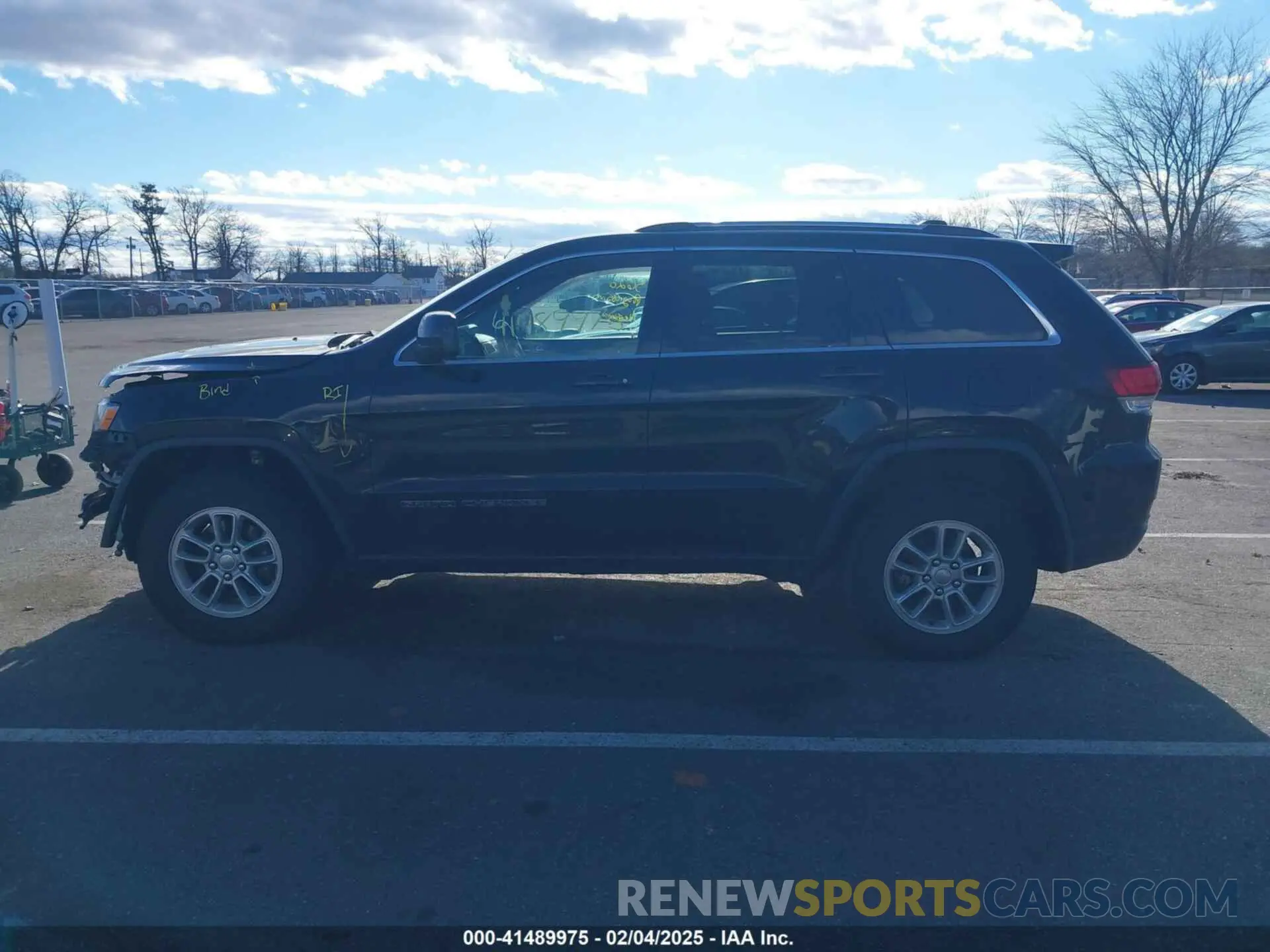 14 Photograph of a damaged car 1C4RJFAG5LC266961 JEEP GRAND CHEROKEE 2020
