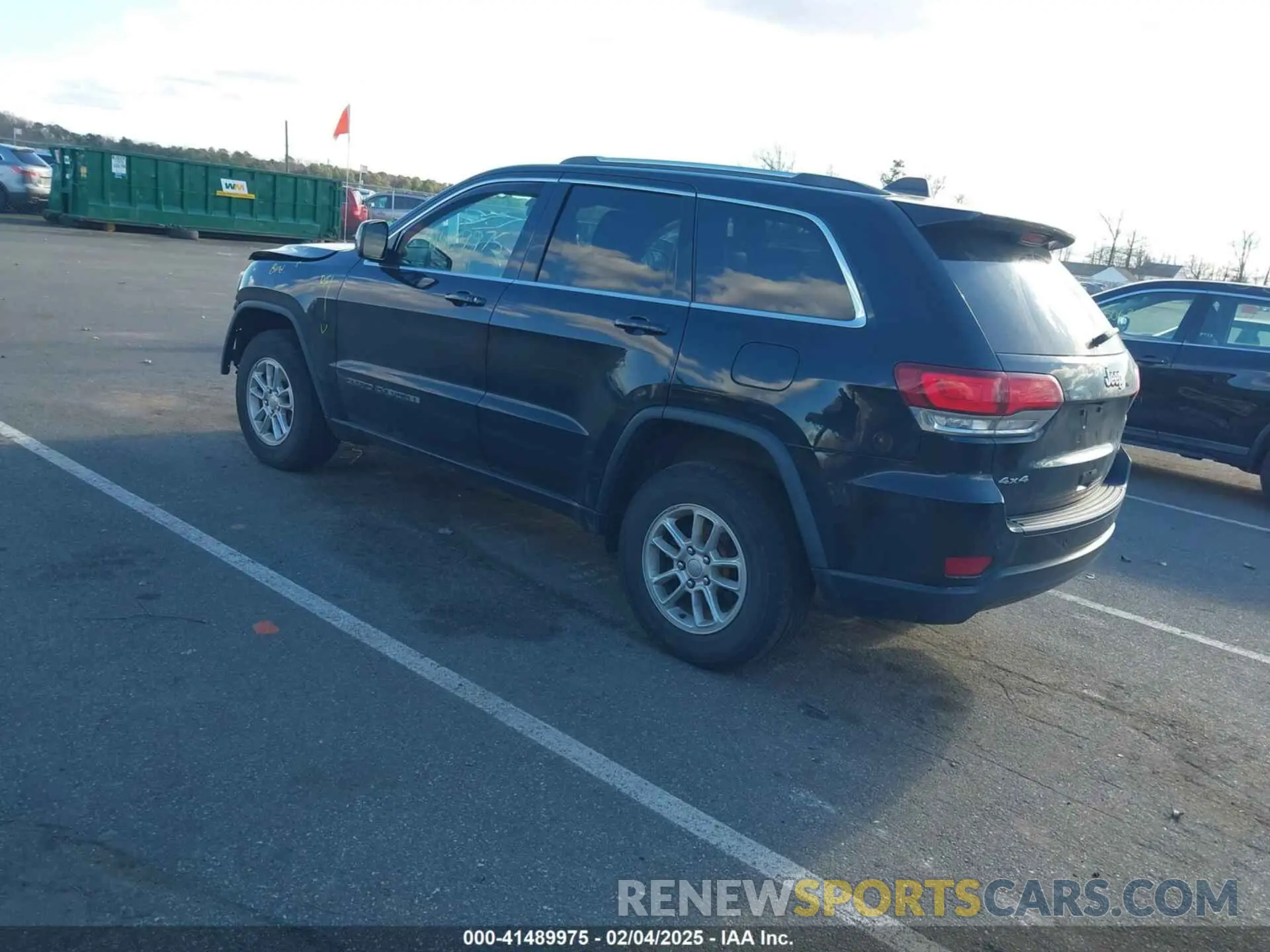 3 Photograph of a damaged car 1C4RJFAG5LC266961 JEEP GRAND CHEROKEE 2020