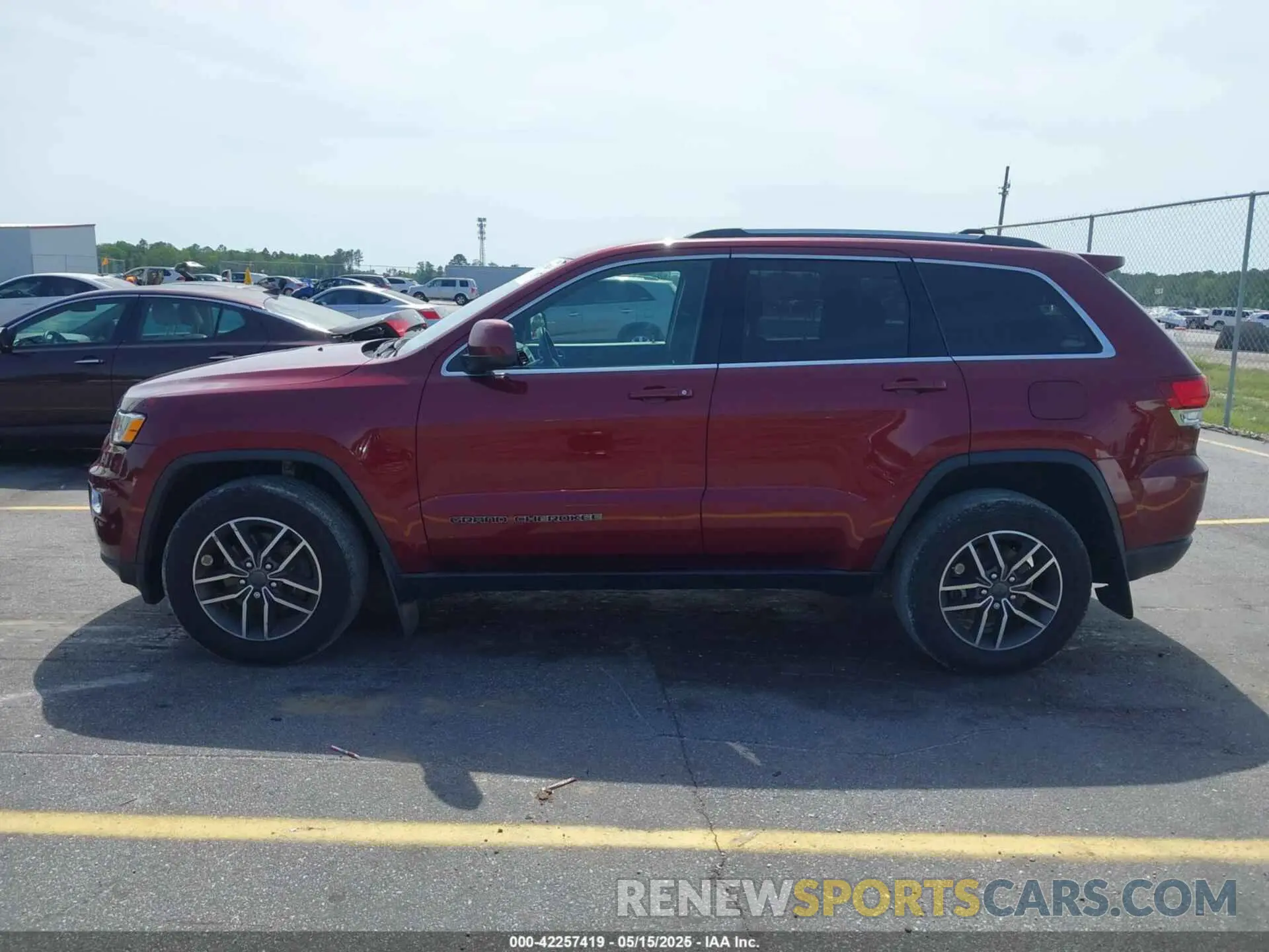 14 Photograph of a damaged car 1C4RJFAG5LC344316 JEEP GRAND CHEROKEE 2020