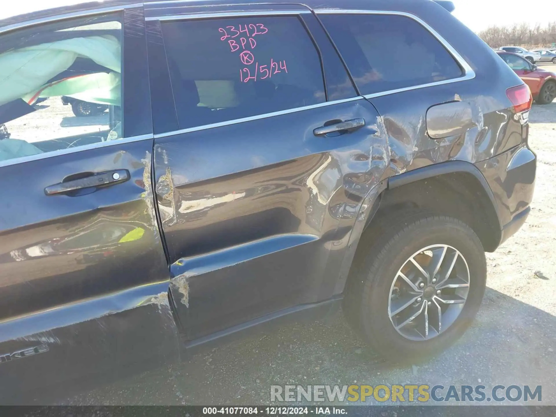 20 Photograph of a damaged car 1C4RJFAG6LC200967 JEEP GRAND CHEROKEE 2020