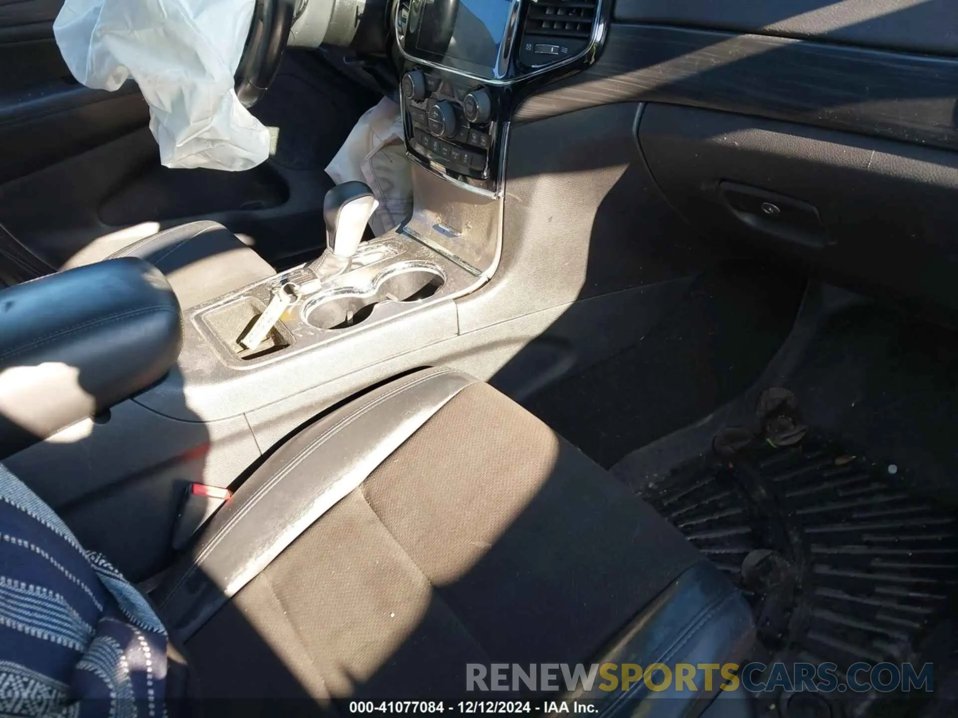 5 Photograph of a damaged car 1C4RJFAG6LC200967 JEEP GRAND CHEROKEE 2020
