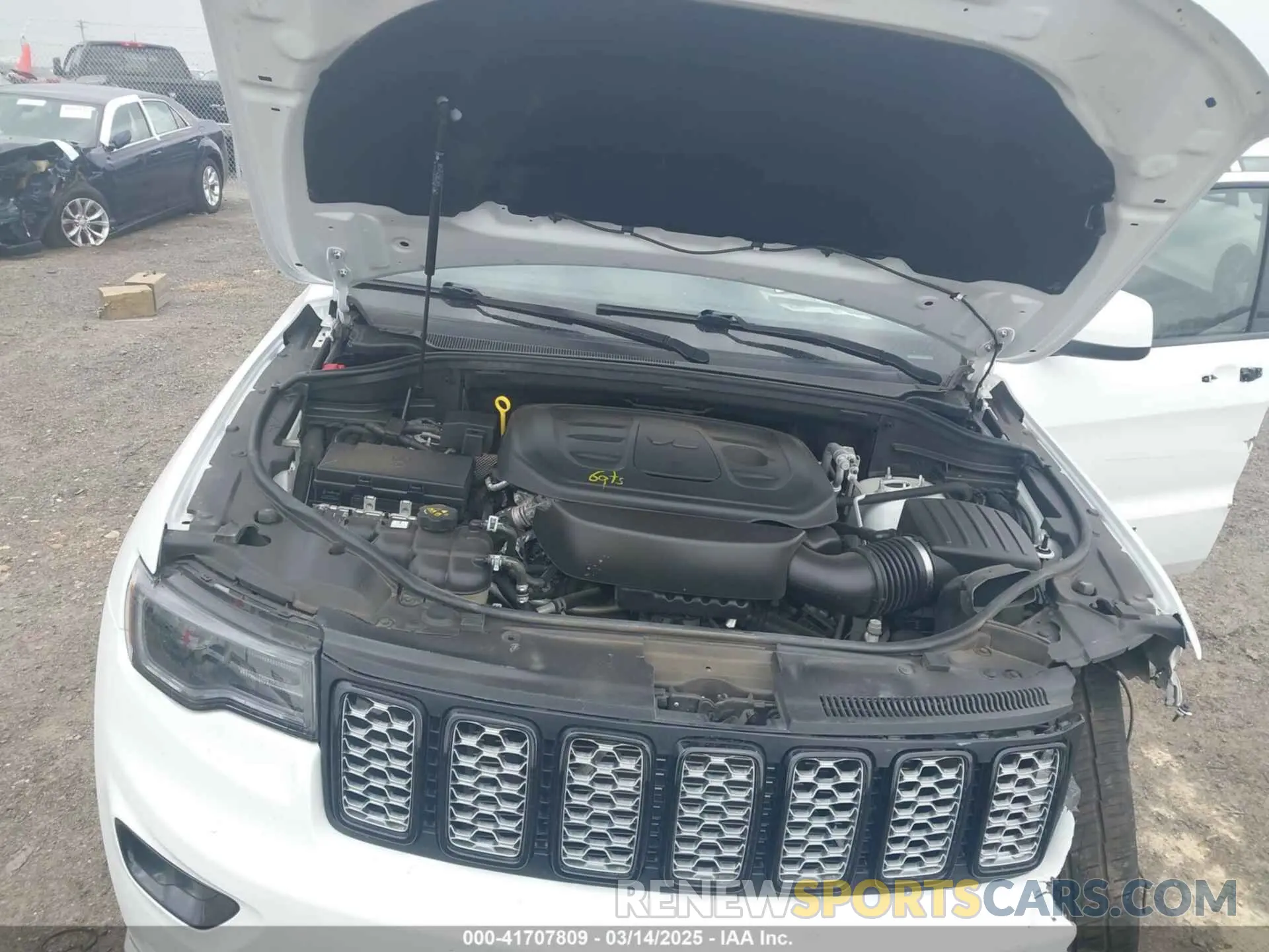 10 Photograph of a damaged car 1C4RJFAG6LC206297 JEEP GRAND CHEROKEE 2020