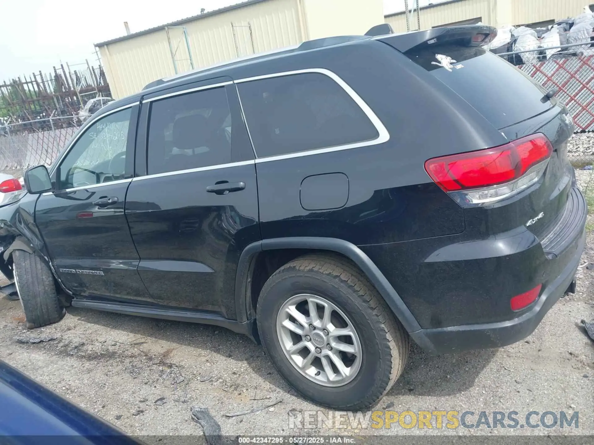 13 Photograph of a damaged car 1C4RJFAG6LC239574 JEEP GRAND CHEROKEE 2020