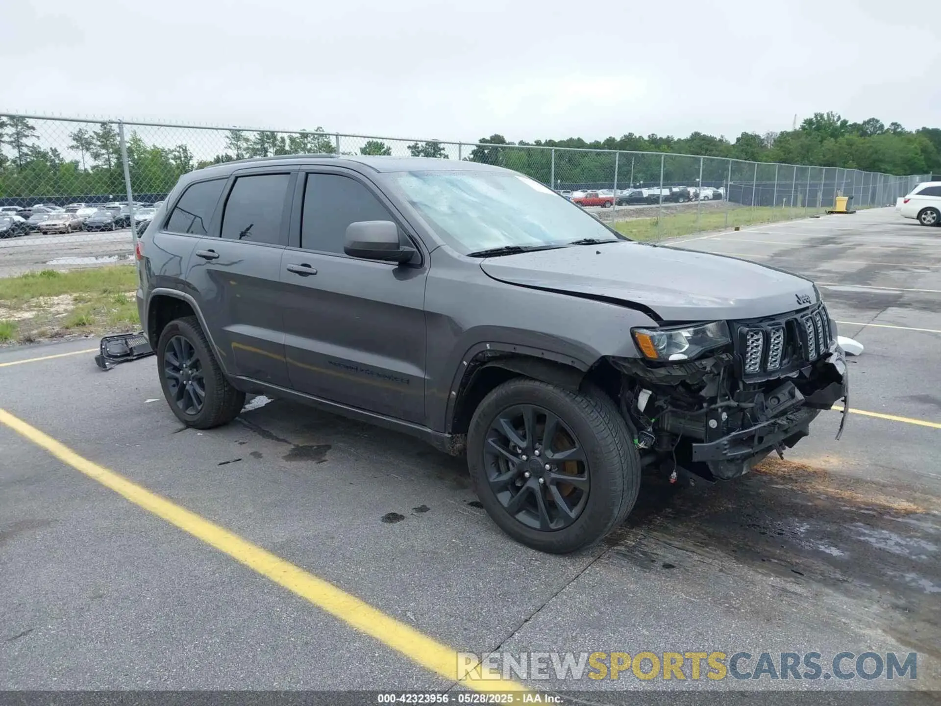 1 Photograph of a damaged car 1C4RJFAG6LC399146 JEEP GRAND CHEROKEE 2020
