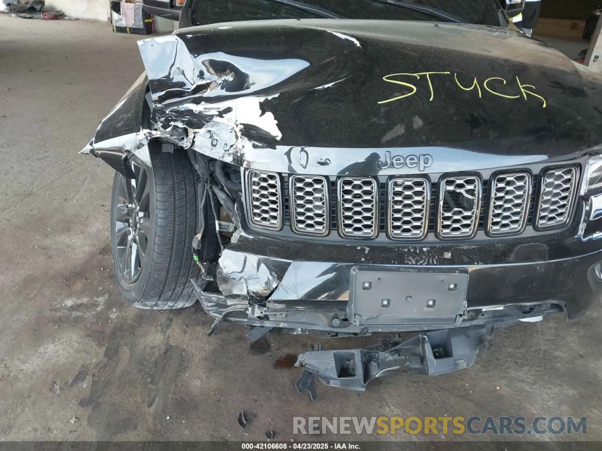 6 Photograph of a damaged car 1C4RJFAG7LC112347 JEEP GRAND CHEROKEE 2020