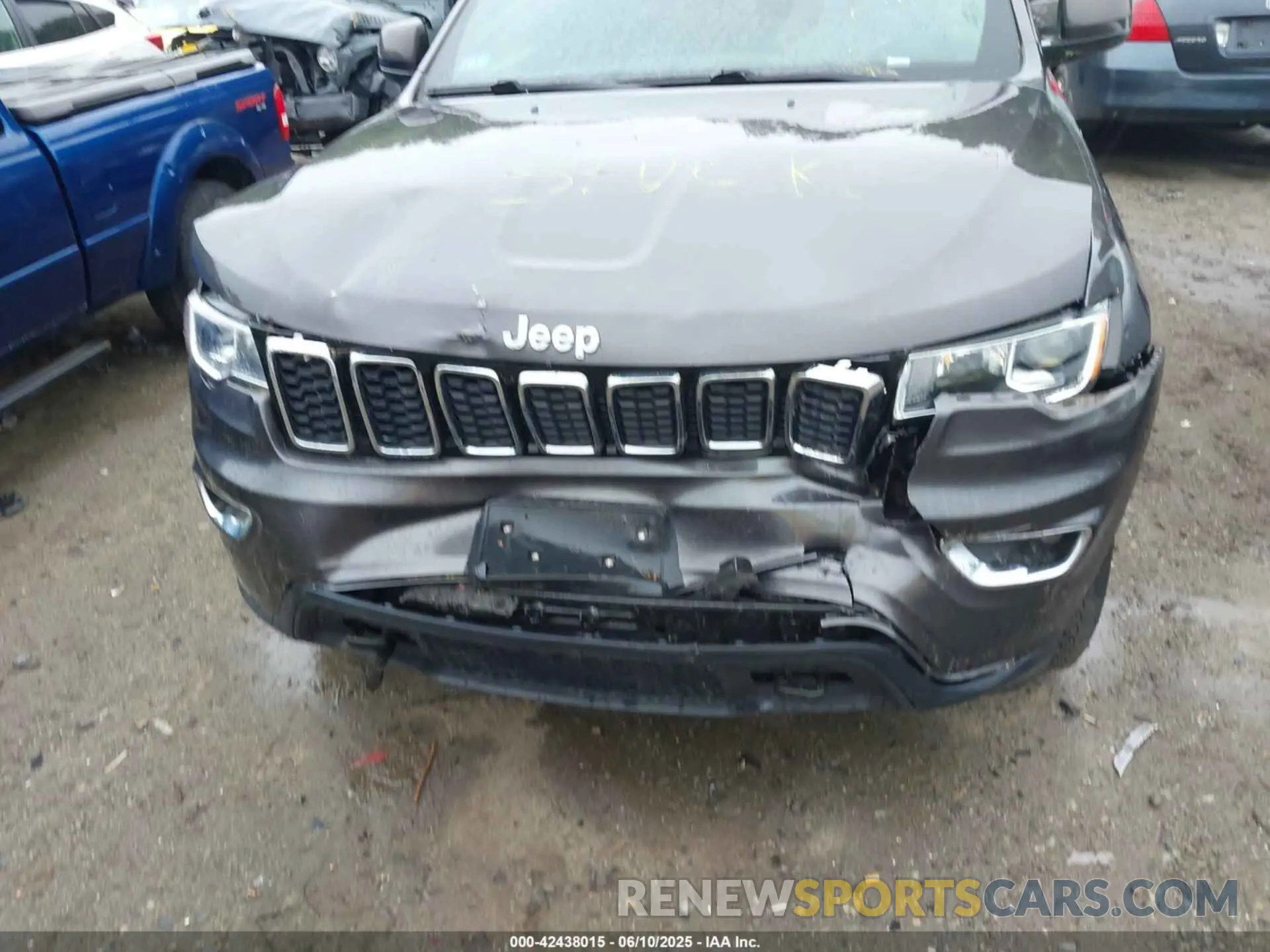 6 Photograph of a damaged car 1C4RJFAG7LC354393 JEEP GRAND CHEROKEE 2020