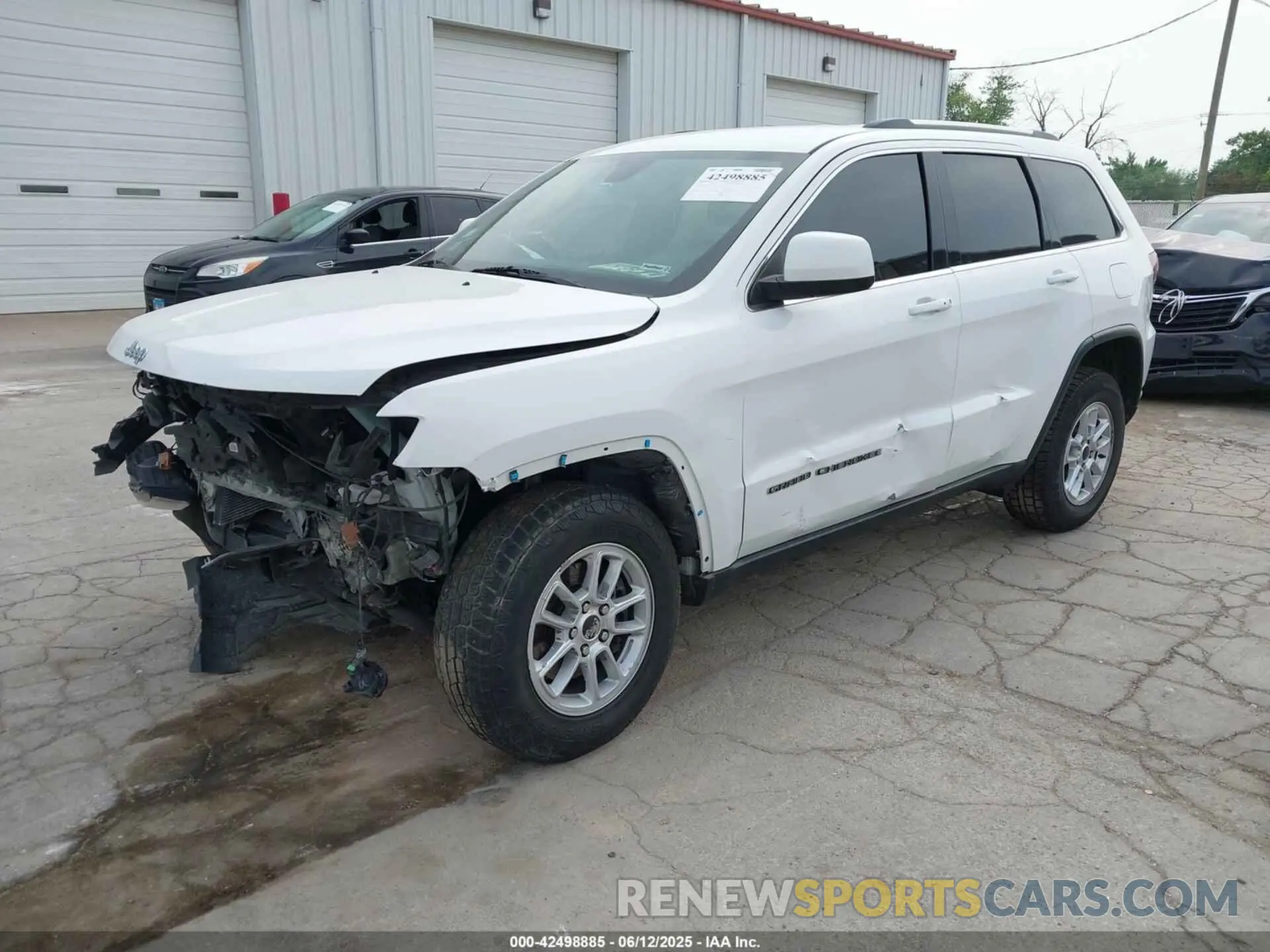 2 Photograph of a damaged car 1C4RJFAG8LC109733 JEEP GRAND CHEROKEE 2020