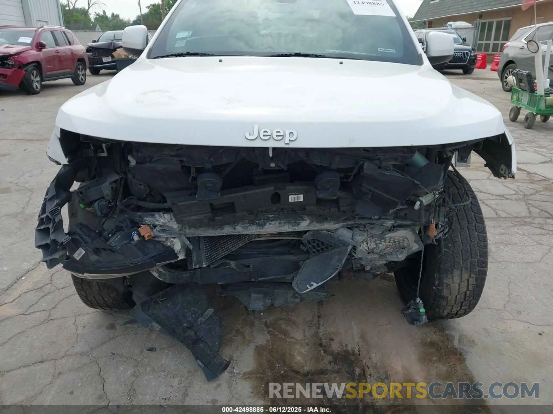 6 Photograph of a damaged car 1C4RJFAG8LC109733 JEEP GRAND CHEROKEE 2020