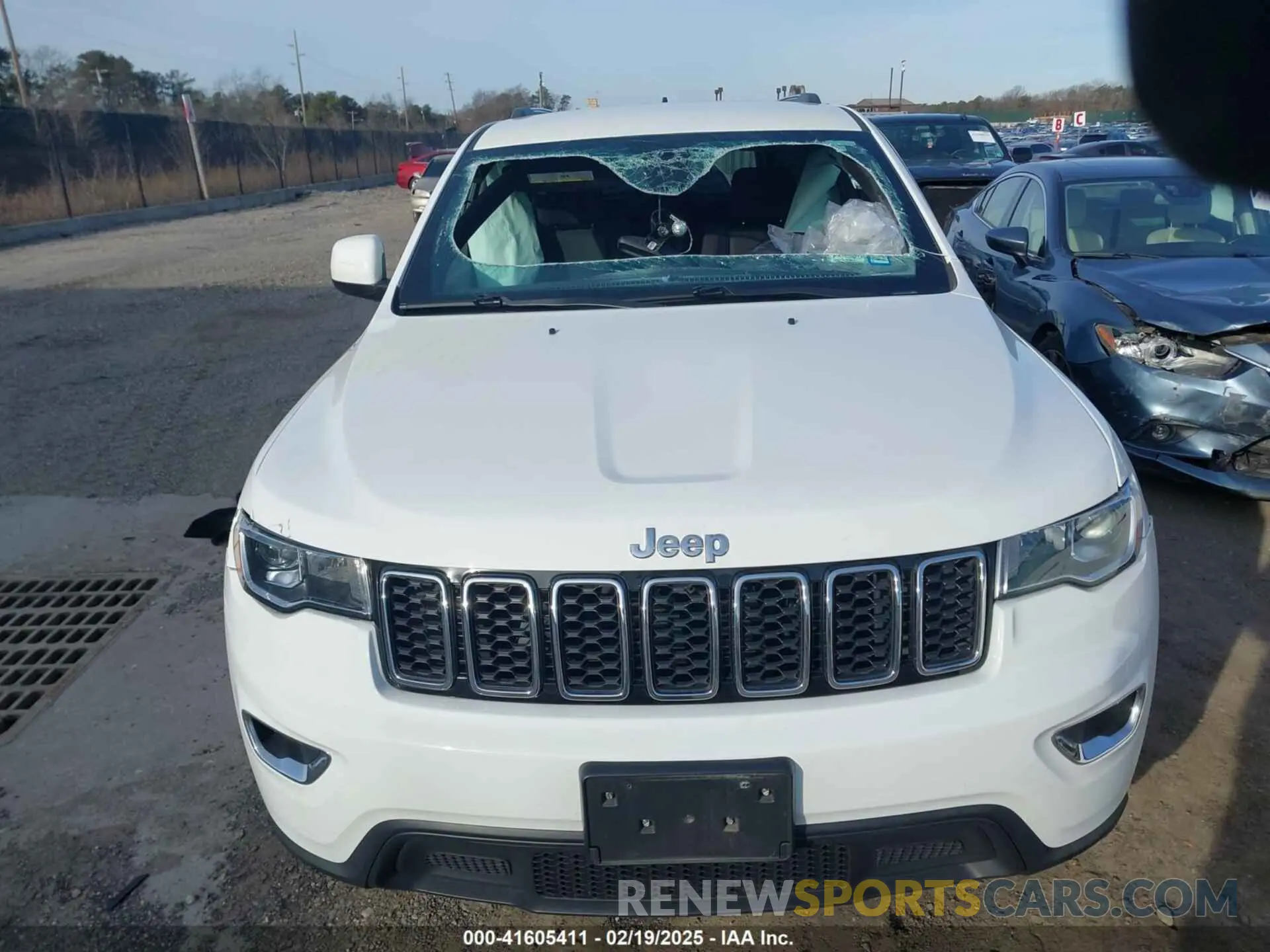11 Photograph of a damaged car 1C4RJFAG8LC251029 JEEP GRAND CHEROKEE 2020