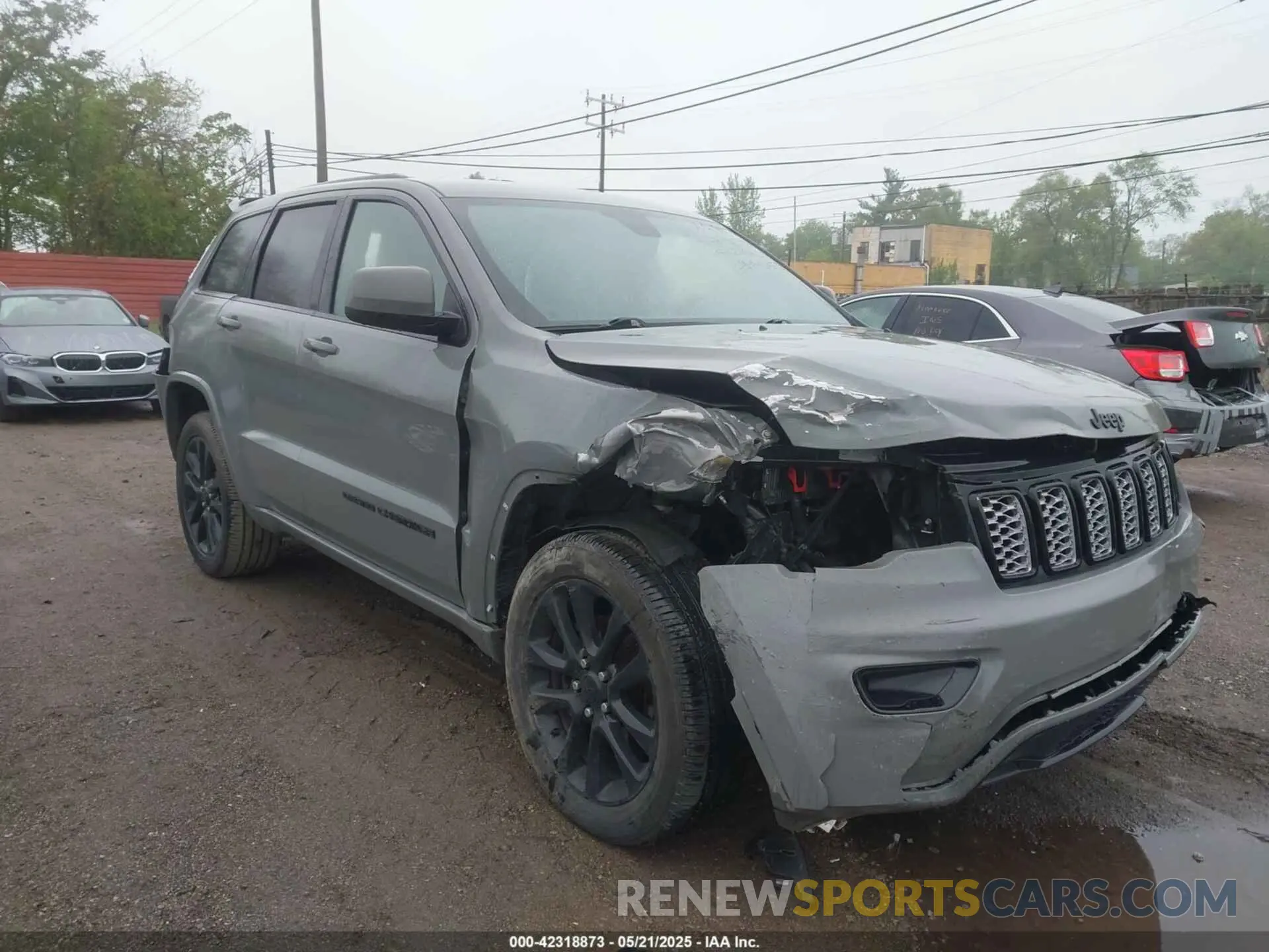 1 Photograph of a damaged car 1C4RJFAG8LC327221 JEEP GRAND CHEROKEE 2020