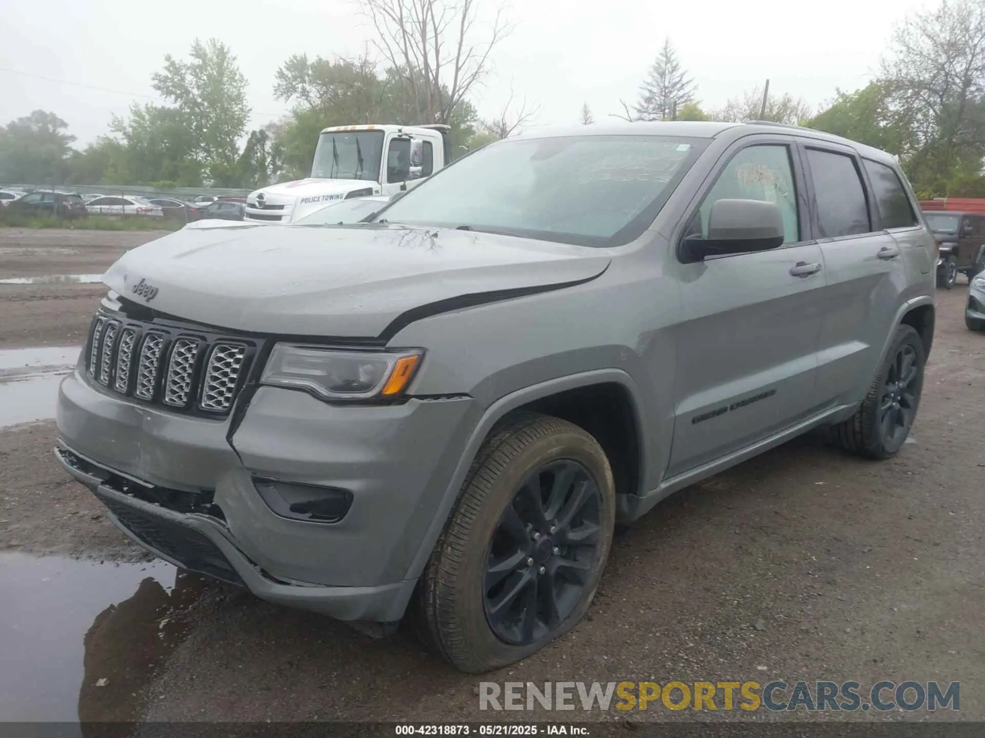 2 Photograph of a damaged car 1C4RJFAG8LC327221 JEEP GRAND CHEROKEE 2020