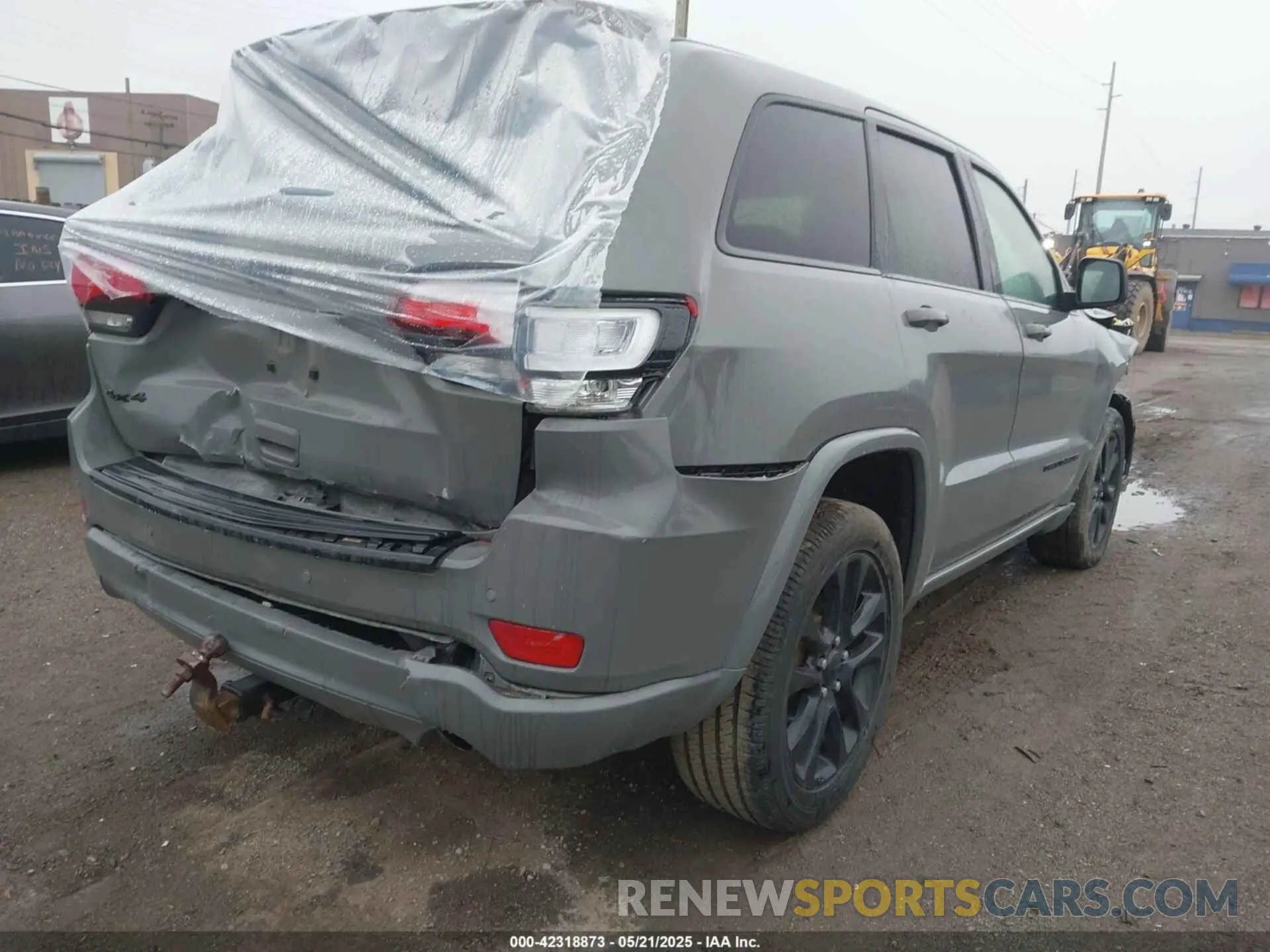 4 Photograph of a damaged car 1C4RJFAG8LC327221 JEEP GRAND CHEROKEE 2020