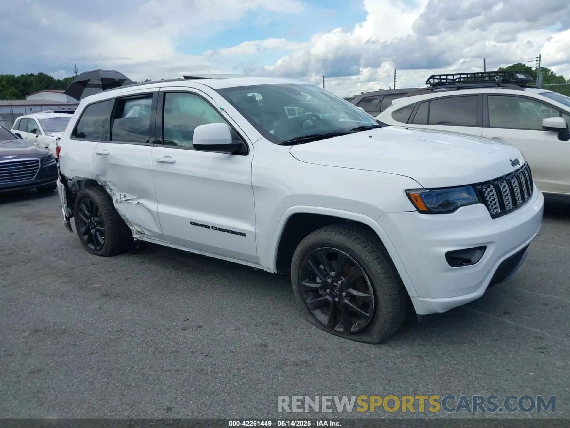 1 Photograph of a damaged car 1C4RJFAG8LC421003 JEEP GRAND CHEROKEE 2020