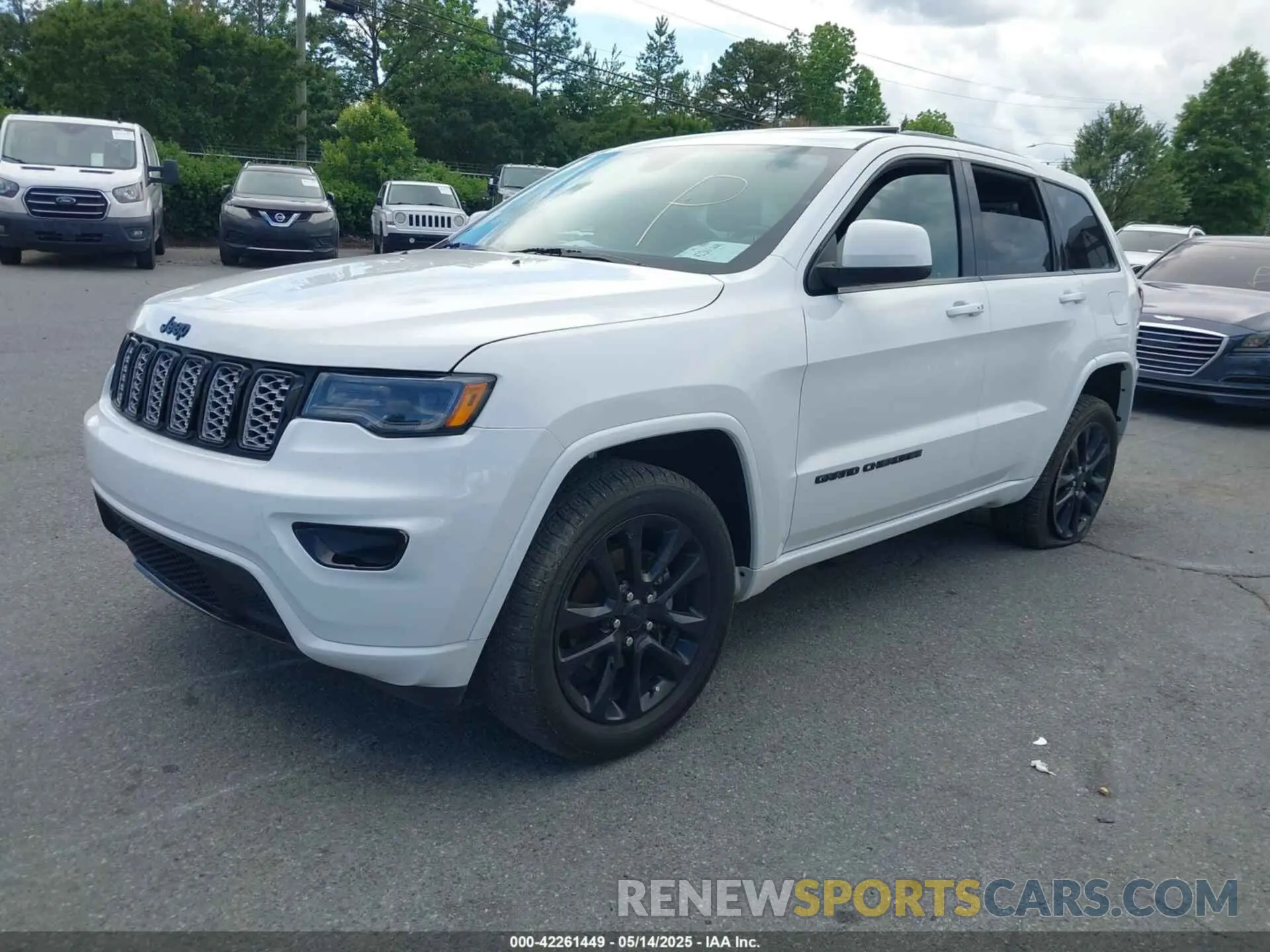 2 Photograph of a damaged car 1C4RJFAG8LC421003 JEEP GRAND CHEROKEE 2020