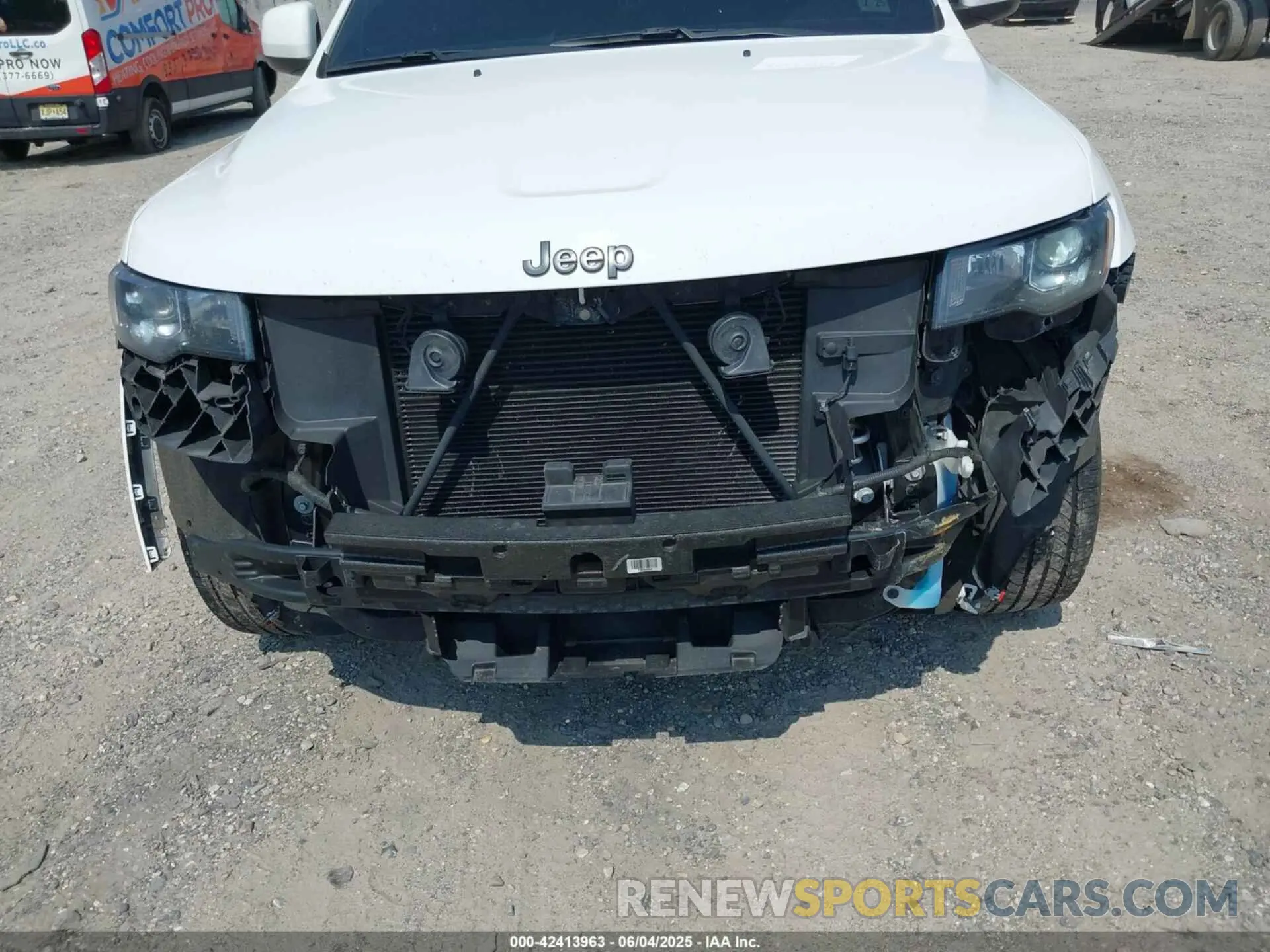 6 Photograph of a damaged car 1C4RJFAG9LC196252 JEEP GRAND CHEROKEE 2020