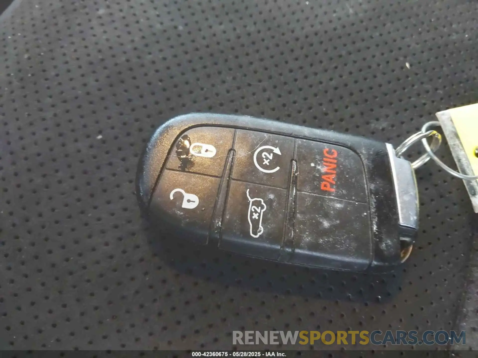 11 Photograph of a damaged car 1C4RJFAG9LC362849 JEEP GRAND CHEROKEE 2020