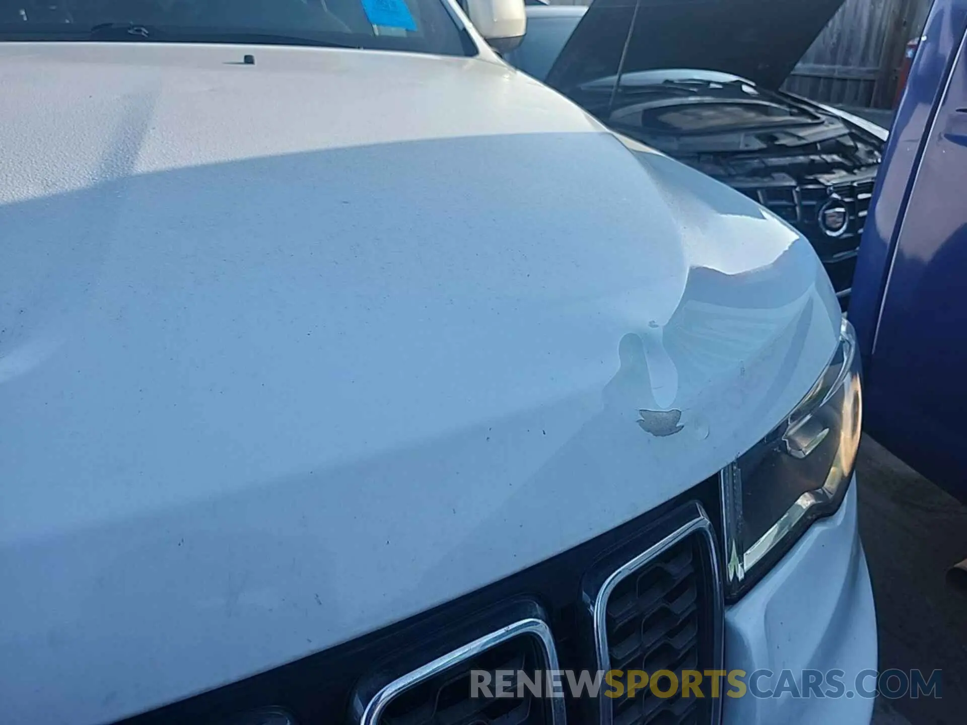 13 Photograph of a damaged car 1C4RJFAGXLC100516 JEEP GRAND CHEROKEE 2020