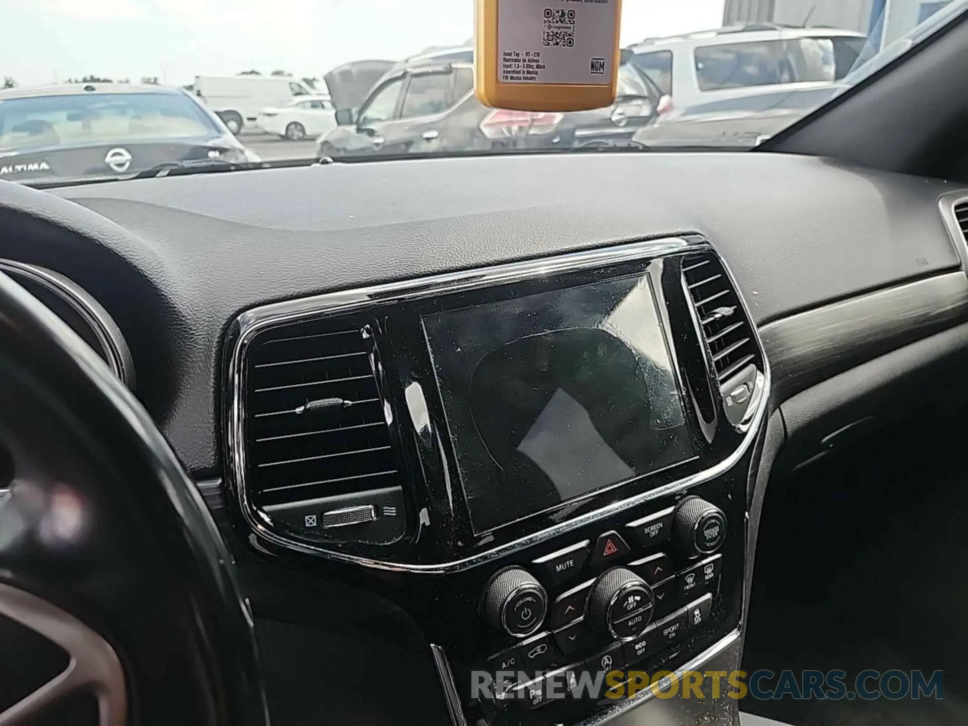 7 Photograph of a damaged car 1C4RJFAGXLC100516 JEEP GRAND CHEROKEE 2020