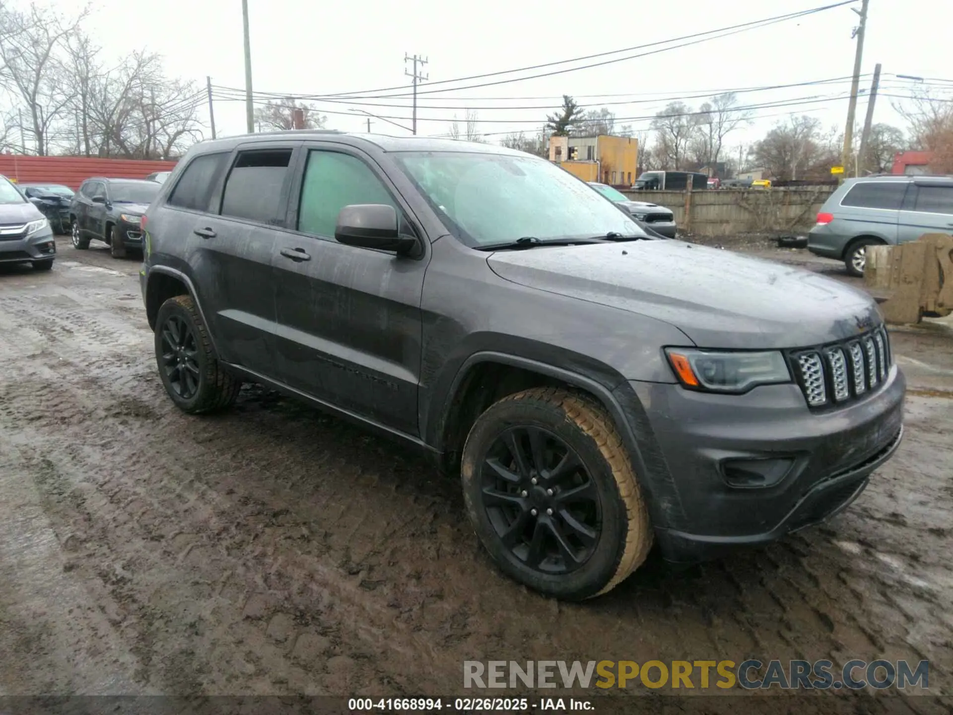 1 Photograph of a damaged car 1C4RJFAGXLC211518 JEEP GRAND CHEROKEE 2020