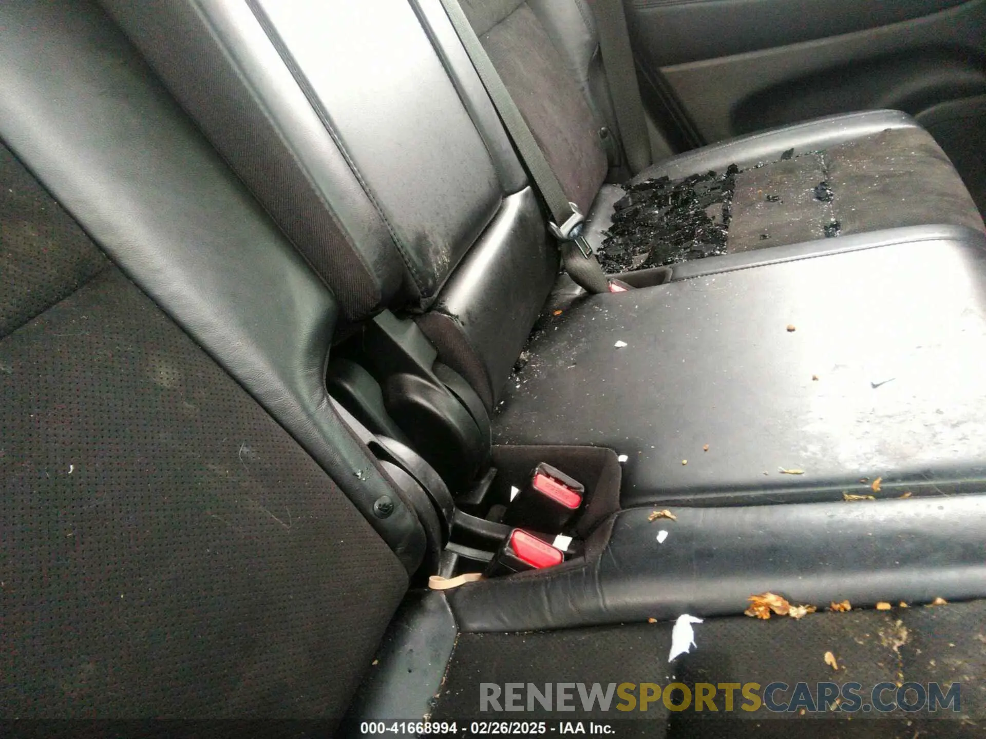 8 Photograph of a damaged car 1C4RJFAGXLC211518 JEEP GRAND CHEROKEE 2020