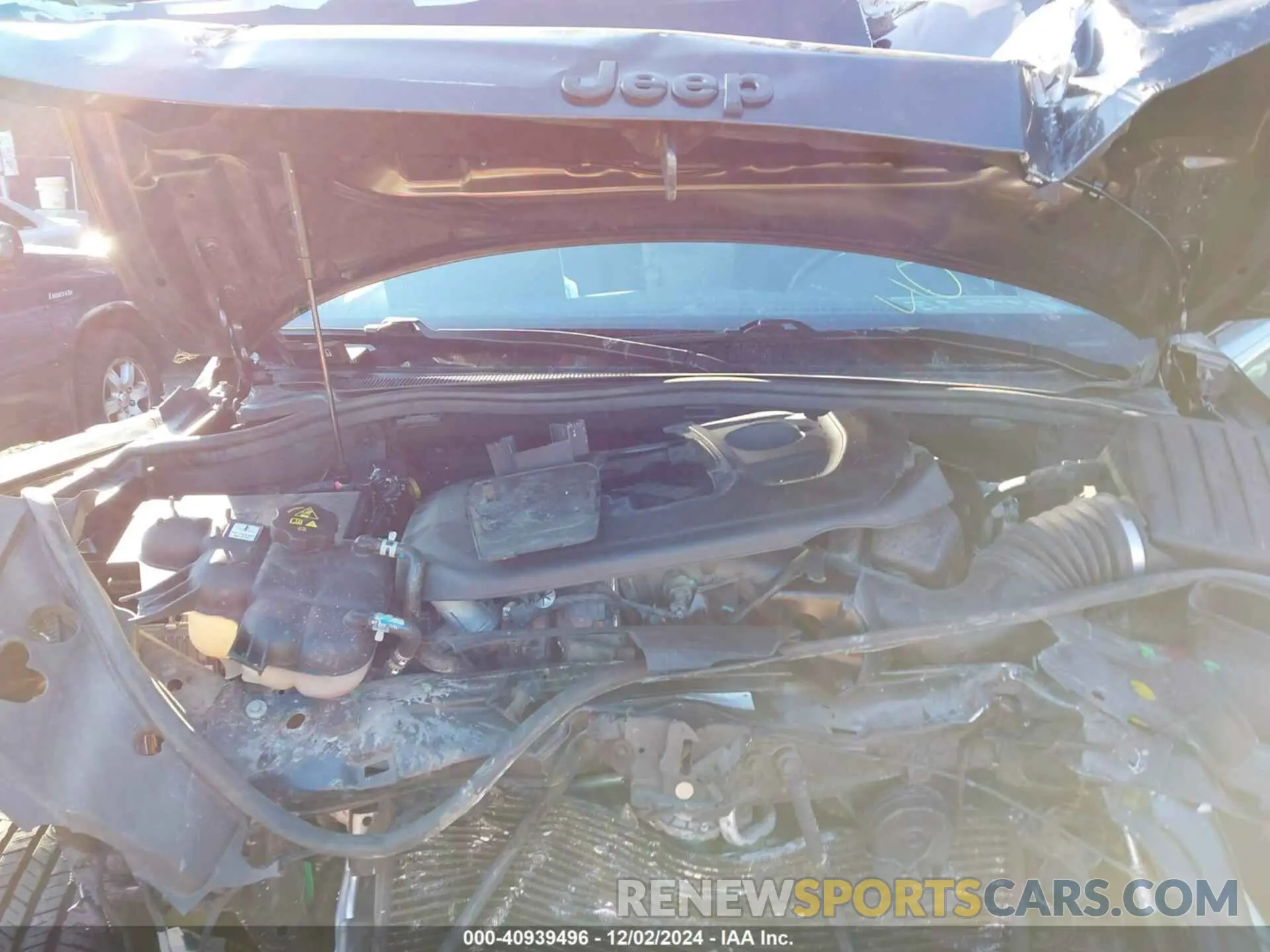10 Photograph of a damaged car 1C4RJFAGXLC413999 JEEP GRAND CHEROKEE 2020