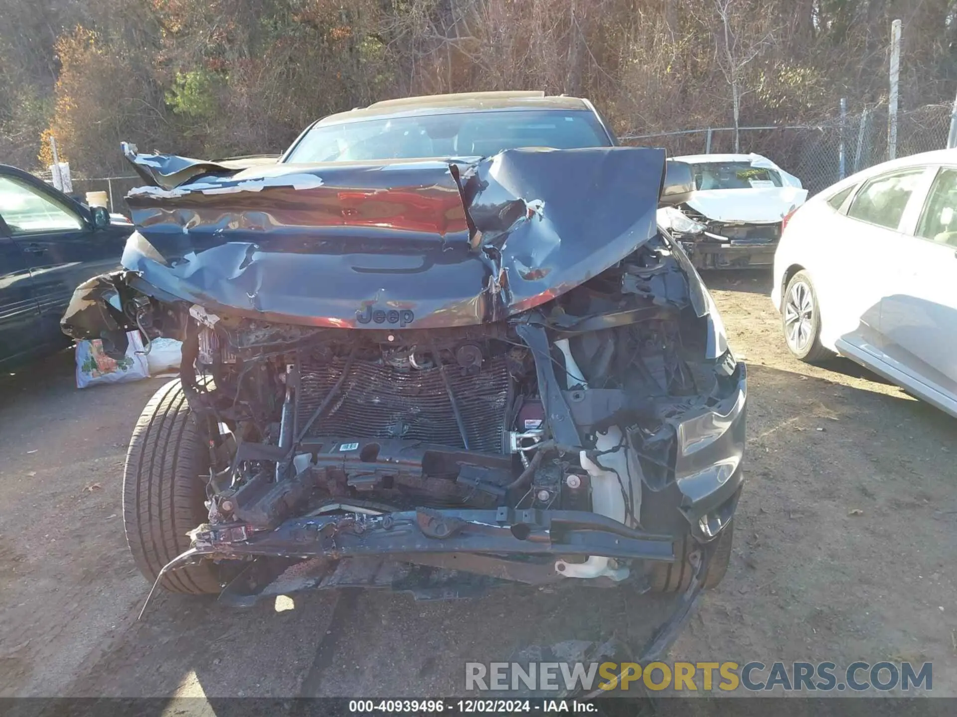 13 Photograph of a damaged car 1C4RJFAGXLC413999 JEEP GRAND CHEROKEE 2020