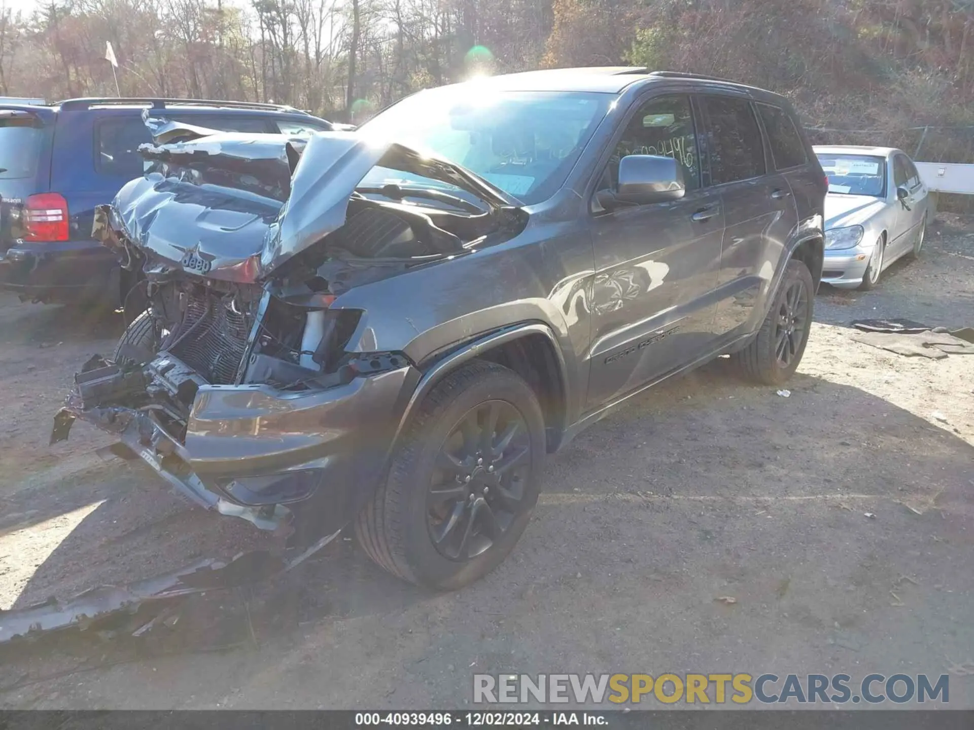 2 Photograph of a damaged car 1C4RJFAGXLC413999 JEEP GRAND CHEROKEE 2020