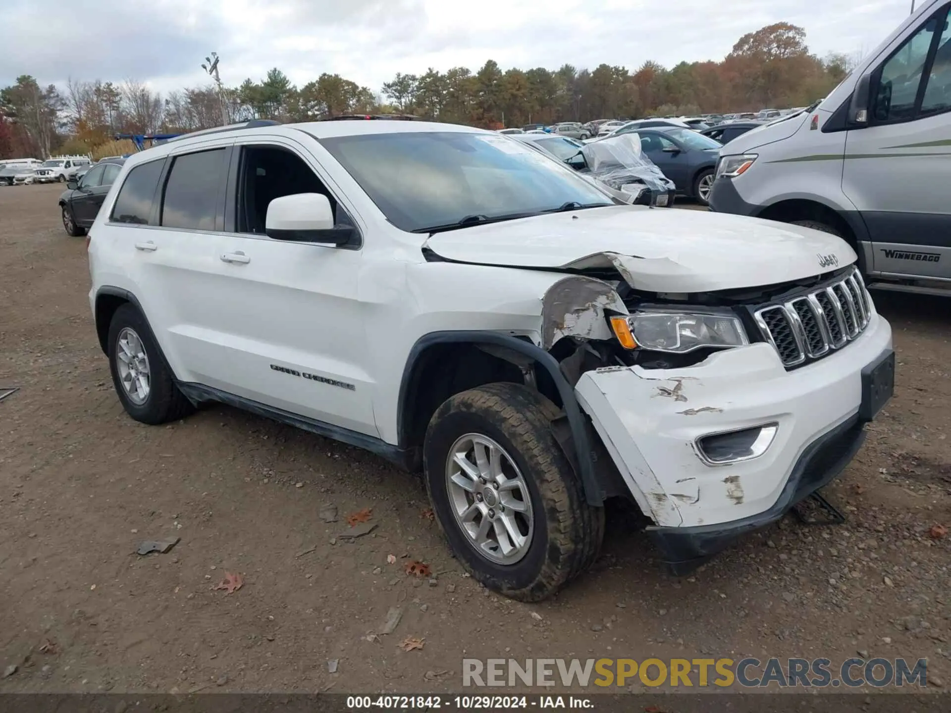 1 Photograph of a damaged car 1C4RJFAGXLC433962 JEEP GRAND CHEROKEE 2020