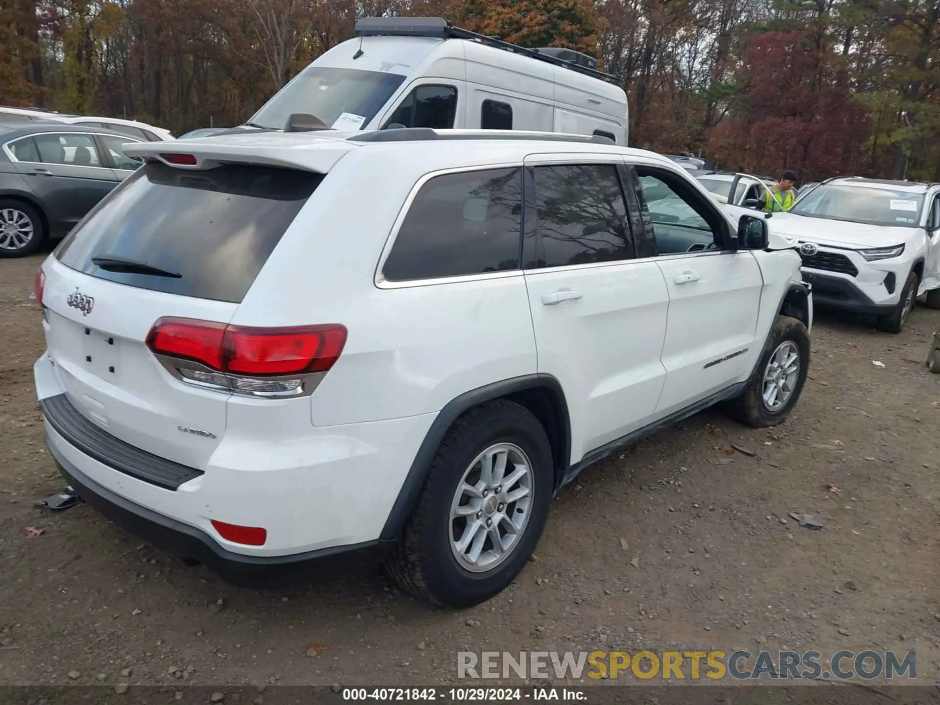 4 Photograph of a damaged car 1C4RJFAGXLC433962 JEEP GRAND CHEROKEE 2020