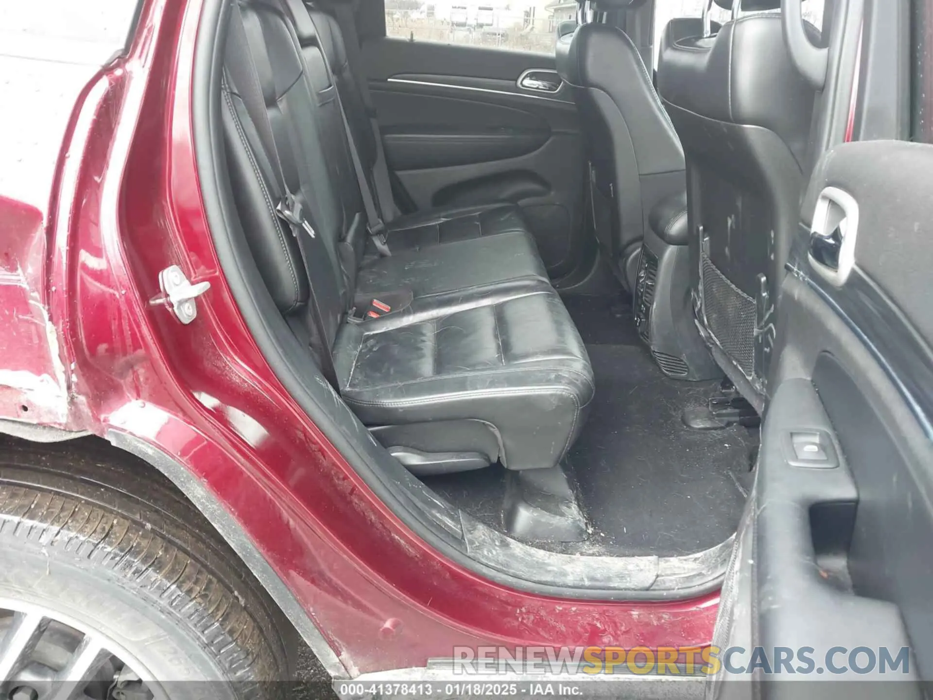 8 Photograph of a damaged car 1C4RJFBG0LC144457 JEEP GRAND CHEROKEE 2020