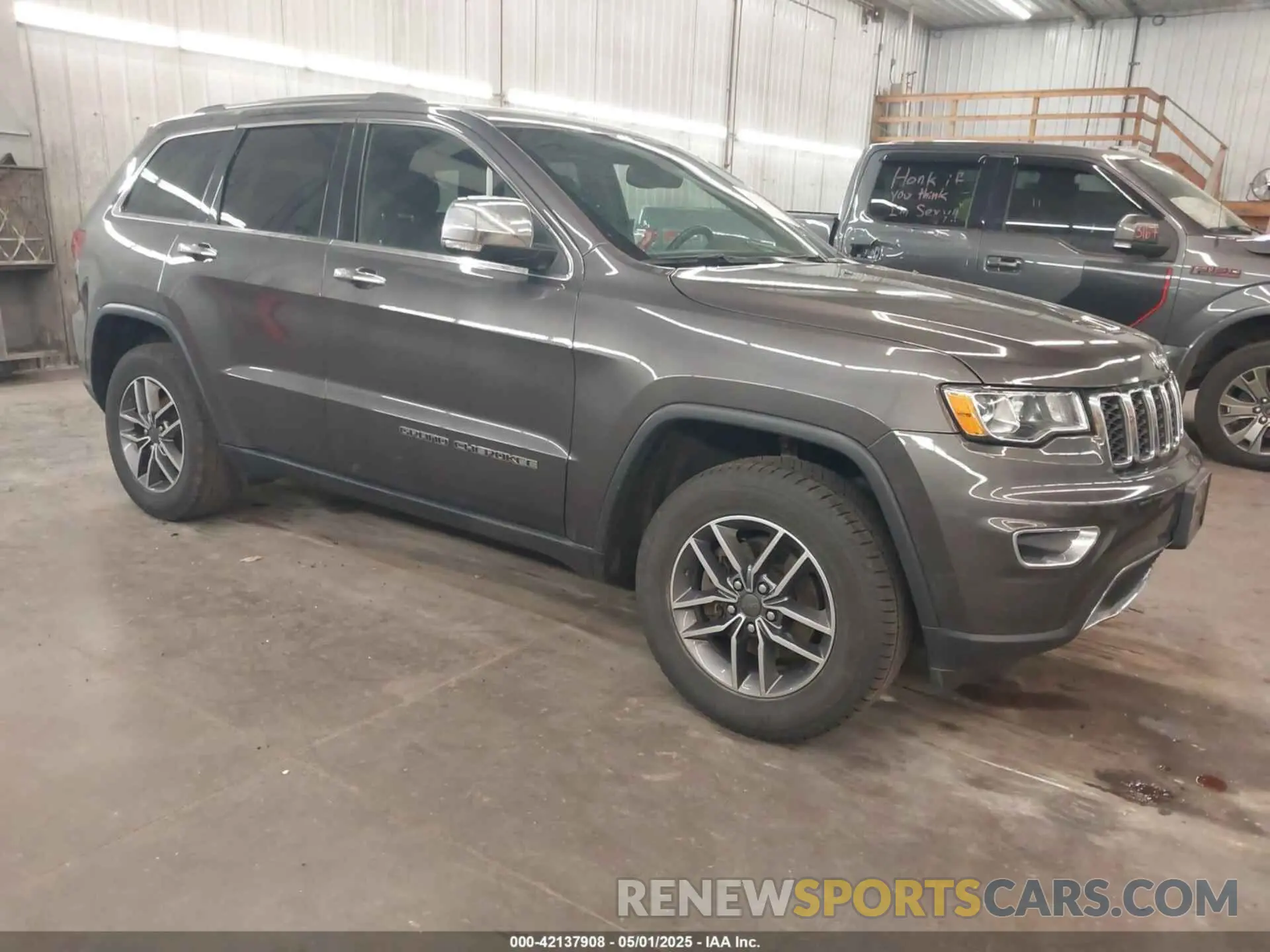 1 Photograph of a damaged car 1C4RJFBG0LC160058 JEEP GRAND CHEROKEE 2020