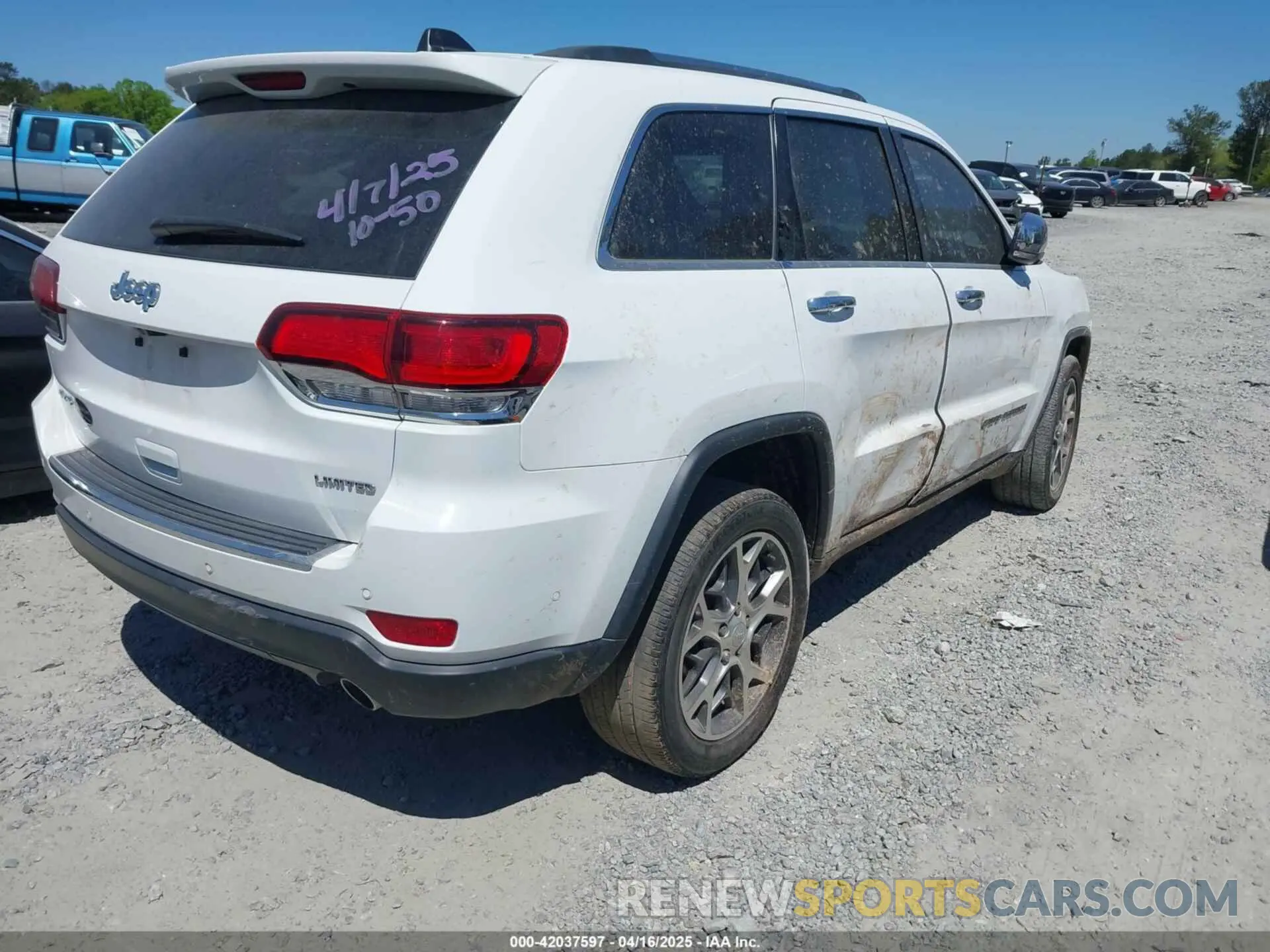 4 Photograph of a damaged car 1C4RJFBG0LC200347 JEEP GRAND CHEROKEE 2020