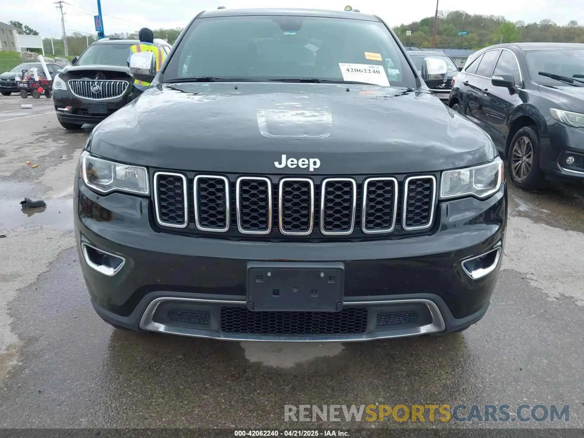 12 Photograph of a damaged car 1C4RJFBG0LC255834 JEEP GRAND CHEROKEE 2020