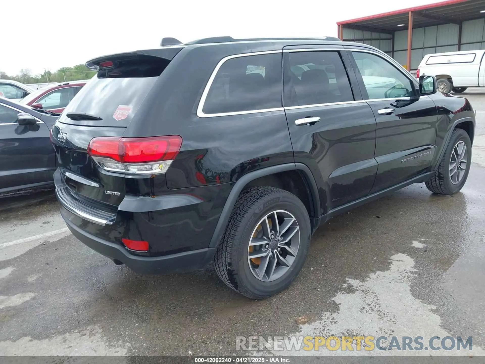 4 Photograph of a damaged car 1C4RJFBG0LC255834 JEEP GRAND CHEROKEE 2020