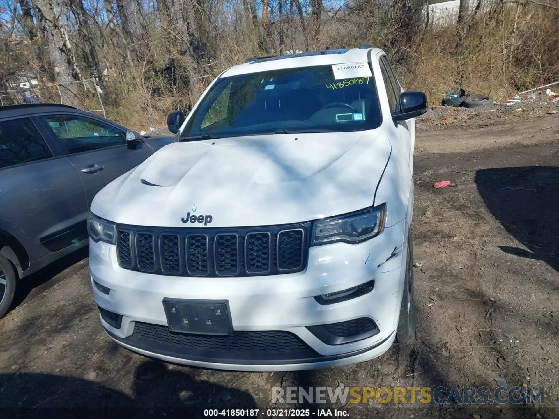 12 Photograph of a damaged car 1C4RJFBG1LC126906 JEEP GRAND CHEROKEE 2020