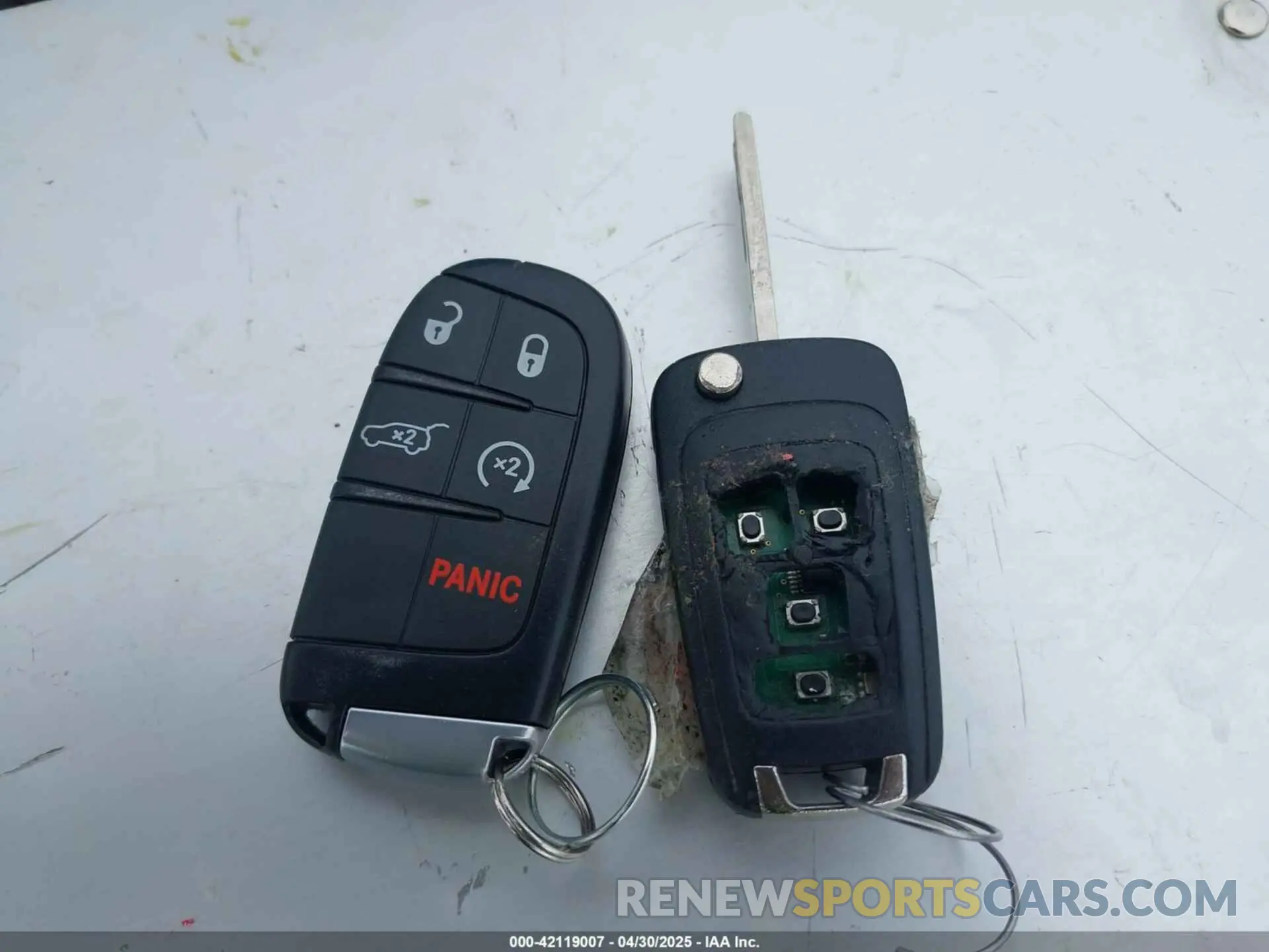 11 Photograph of a damaged car 1C4RJFBG1LC144077 JEEP GRAND CHEROKEE 2020