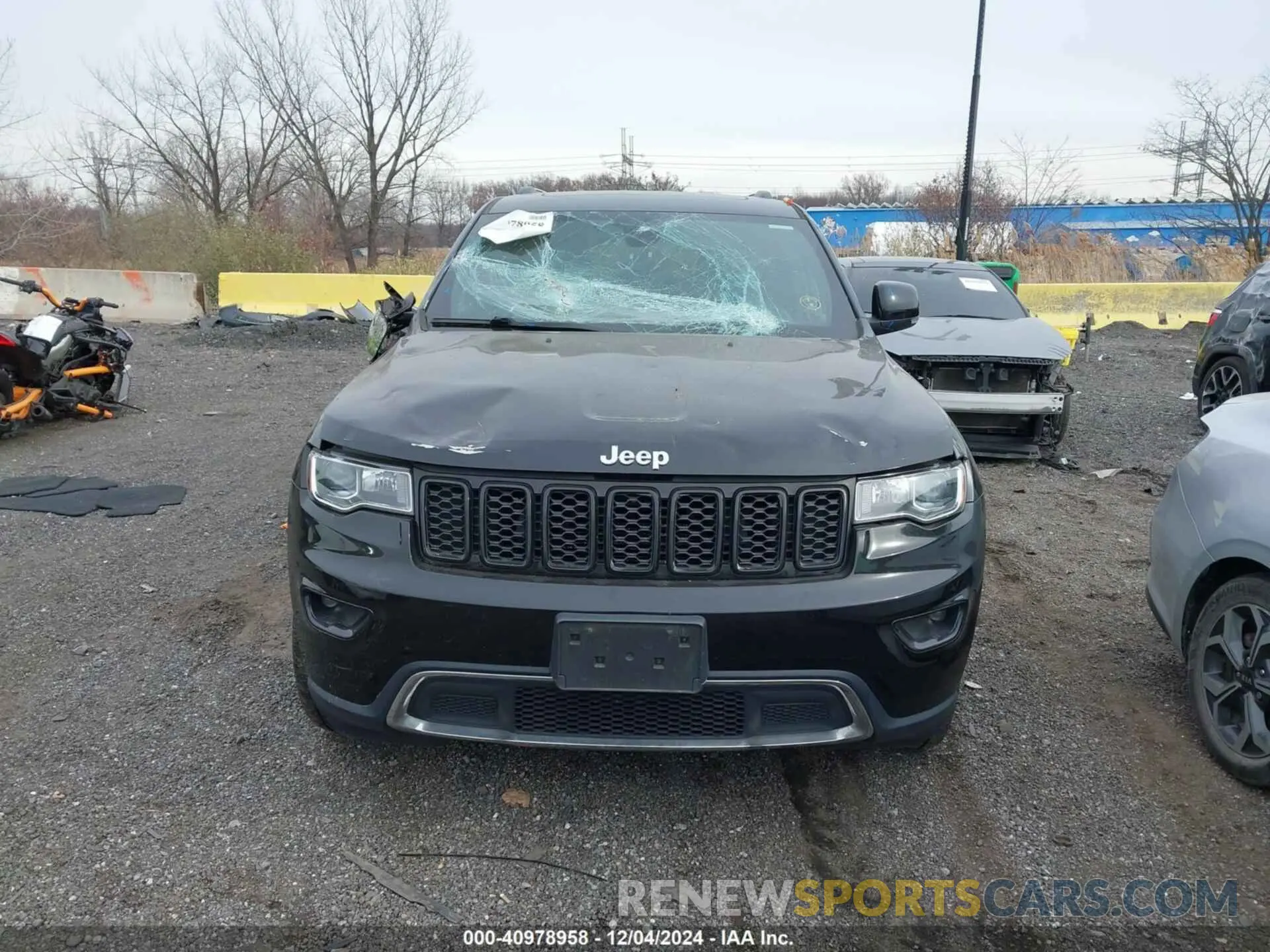 12 Photograph of a damaged car 1C4RJFBG1LC218372 JEEP GRAND CHEROKEE 2020