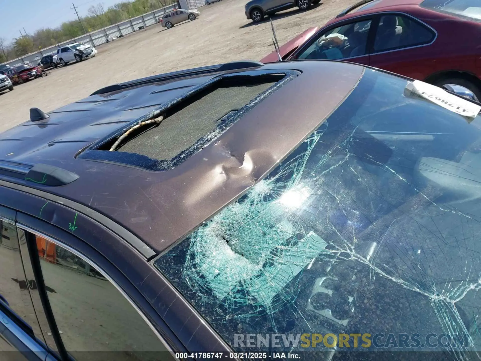12 Photograph of a damaged car 1C4RJFBG1LC300117 JEEP GRAND CHEROKEE 2020