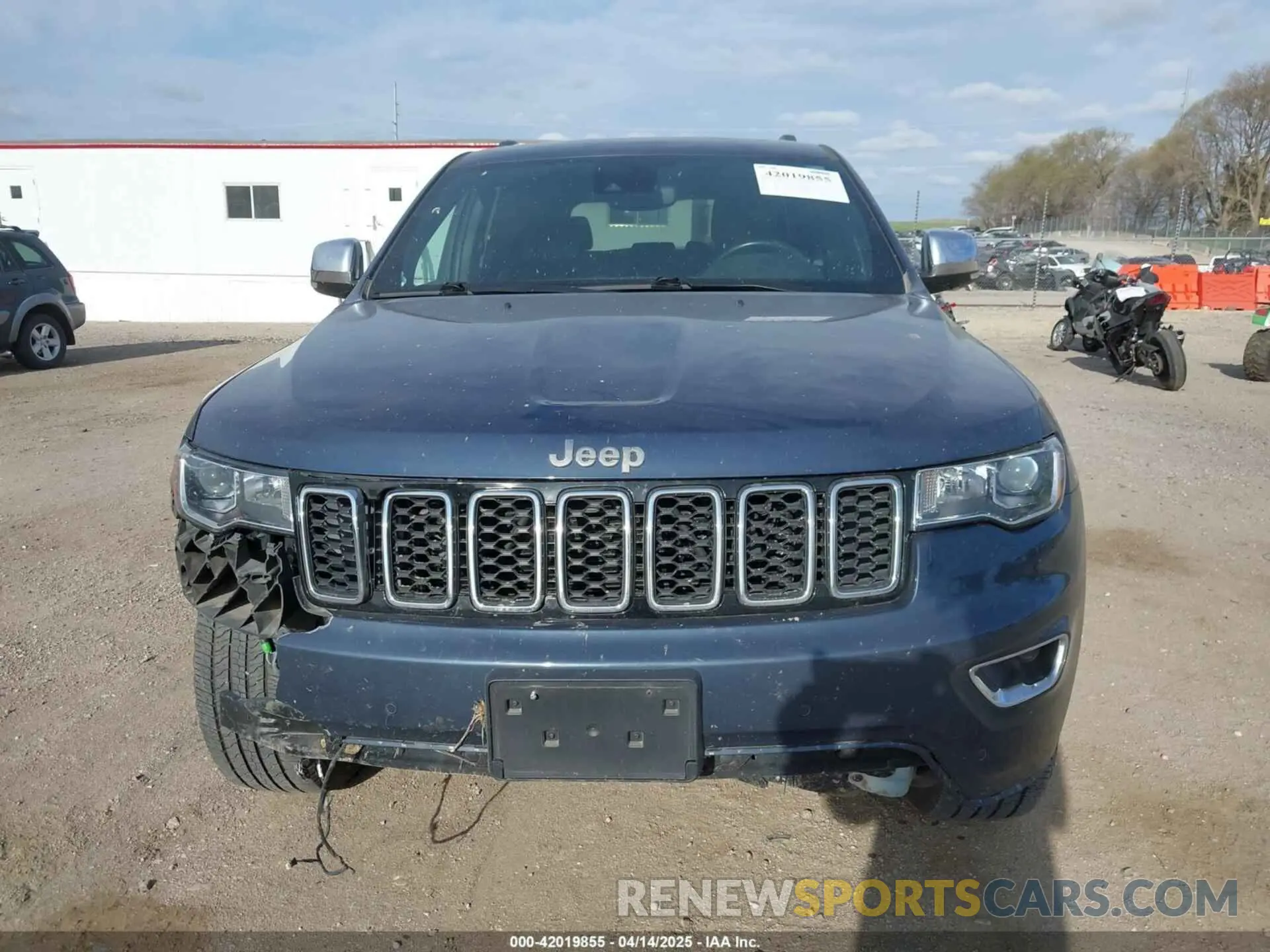 13 Photograph of a damaged car 1C4RJFBG2LC137560 JEEP GRAND CHEROKEE 2020