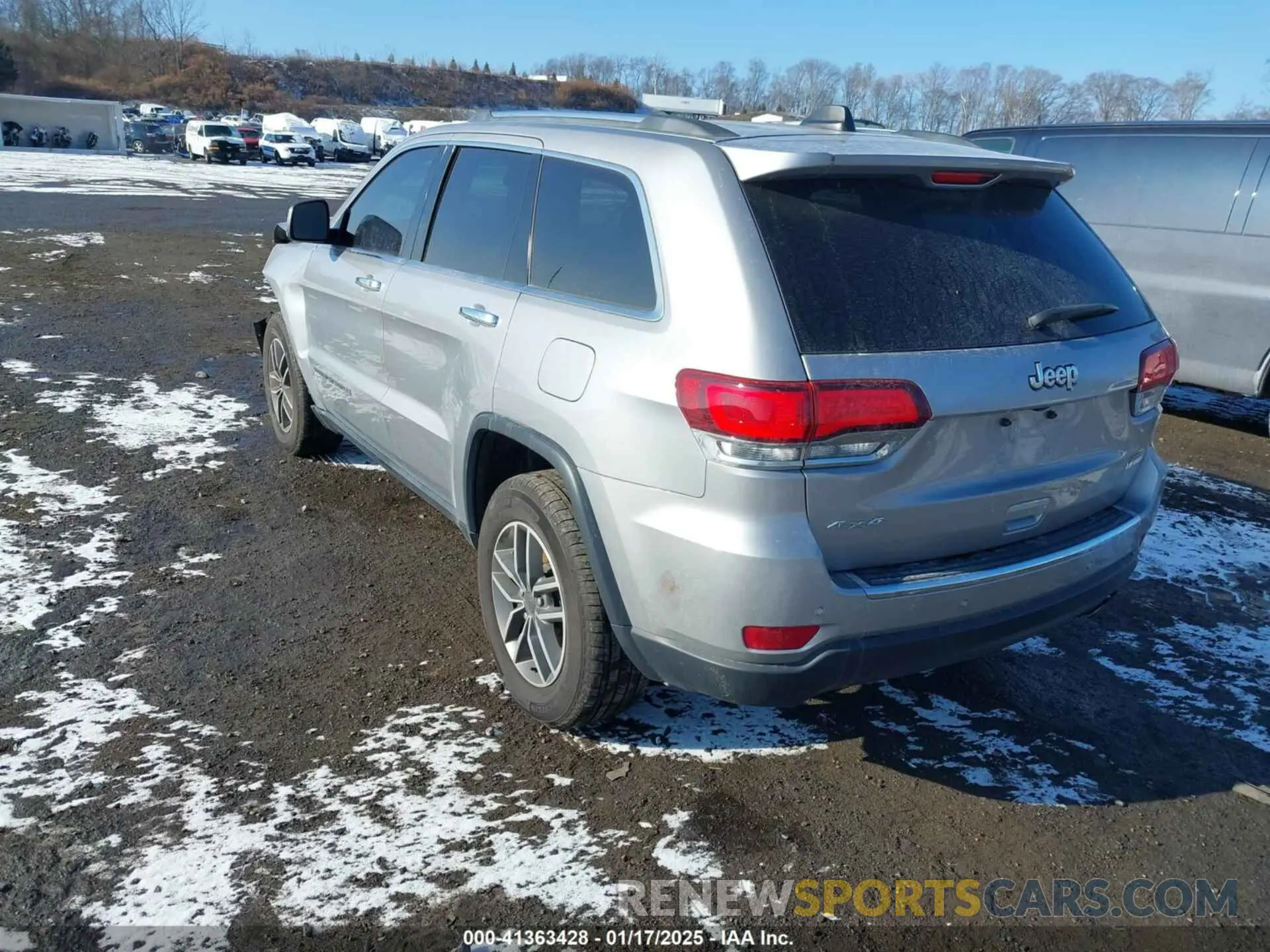 3 Photograph of a damaged car 1C4RJFBG2LC175970 JEEP GRAND CHEROKEE 2020